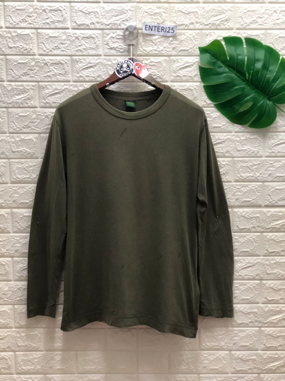 vintage Uniqlo Original wash for comfort sweater army green