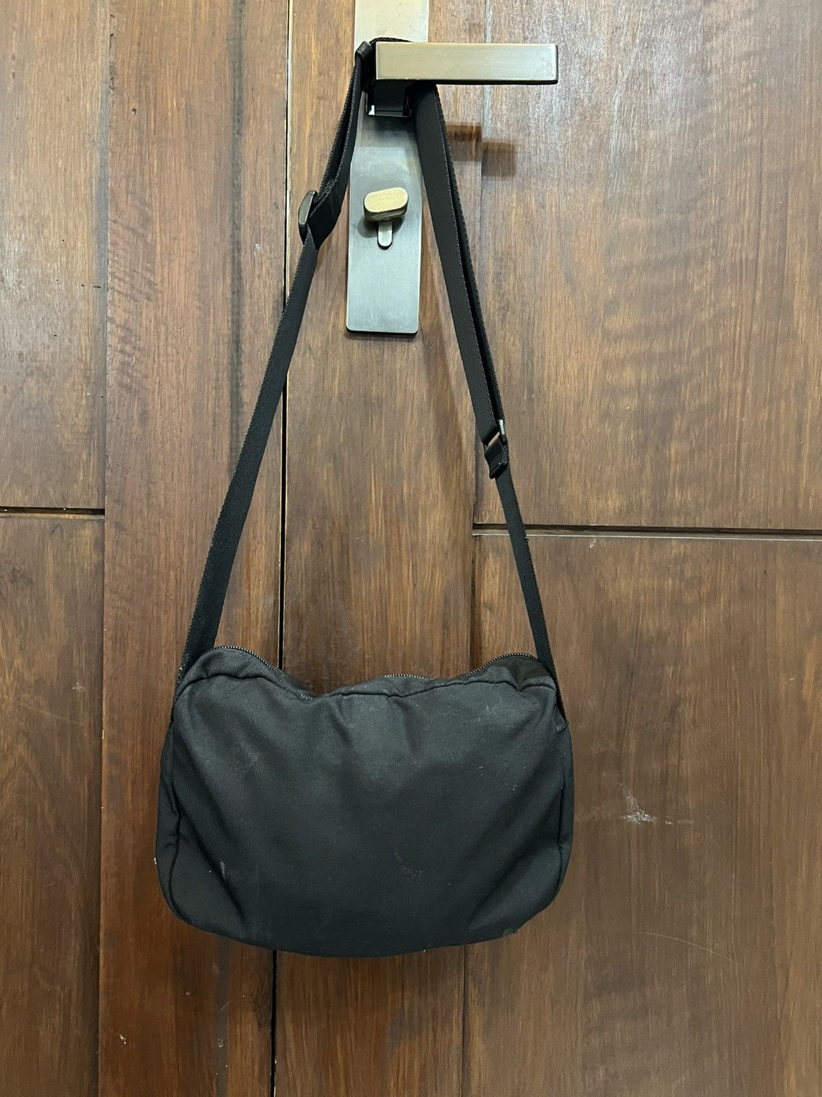 agnes b. Agnes b. Crossbody/Sling Bag Size ONE SIZE - 8 Thumbnail