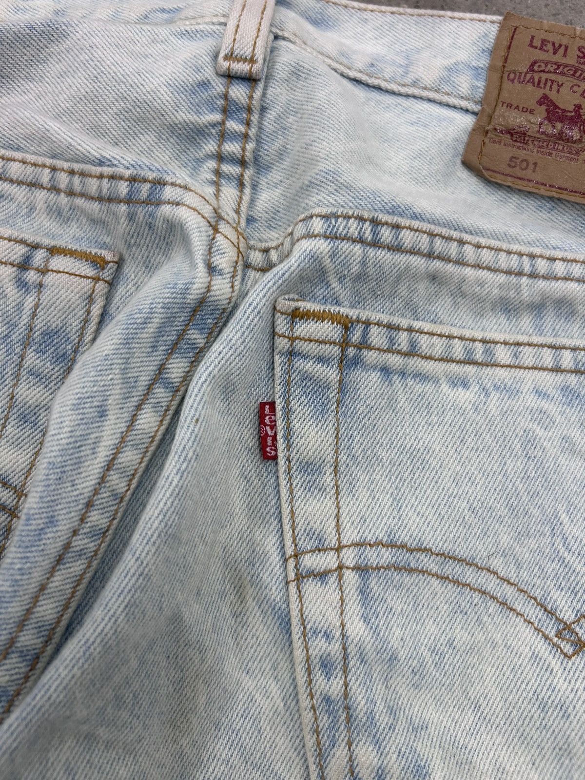 Levi's Vintage 90s Light Wash 501 Denim Jeans Size US 30 / EU 46 - 8 Thumbnail