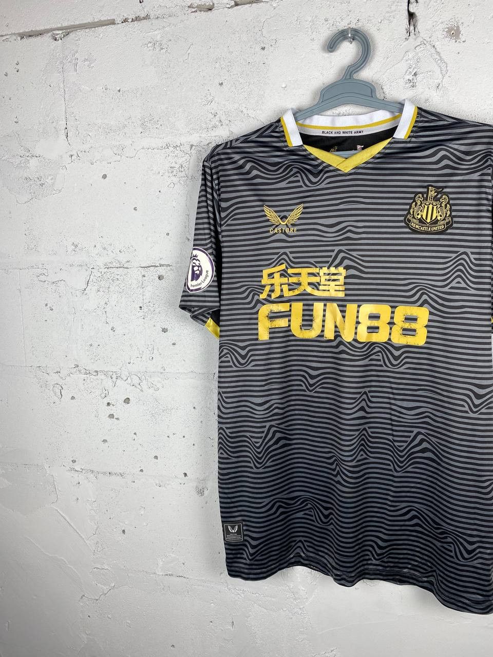 Castore 21/22 Away Newcastle United Blokcore AOP Soccer Jersey Size US XXL / EU 58 / 5 - 3 Thumbnail