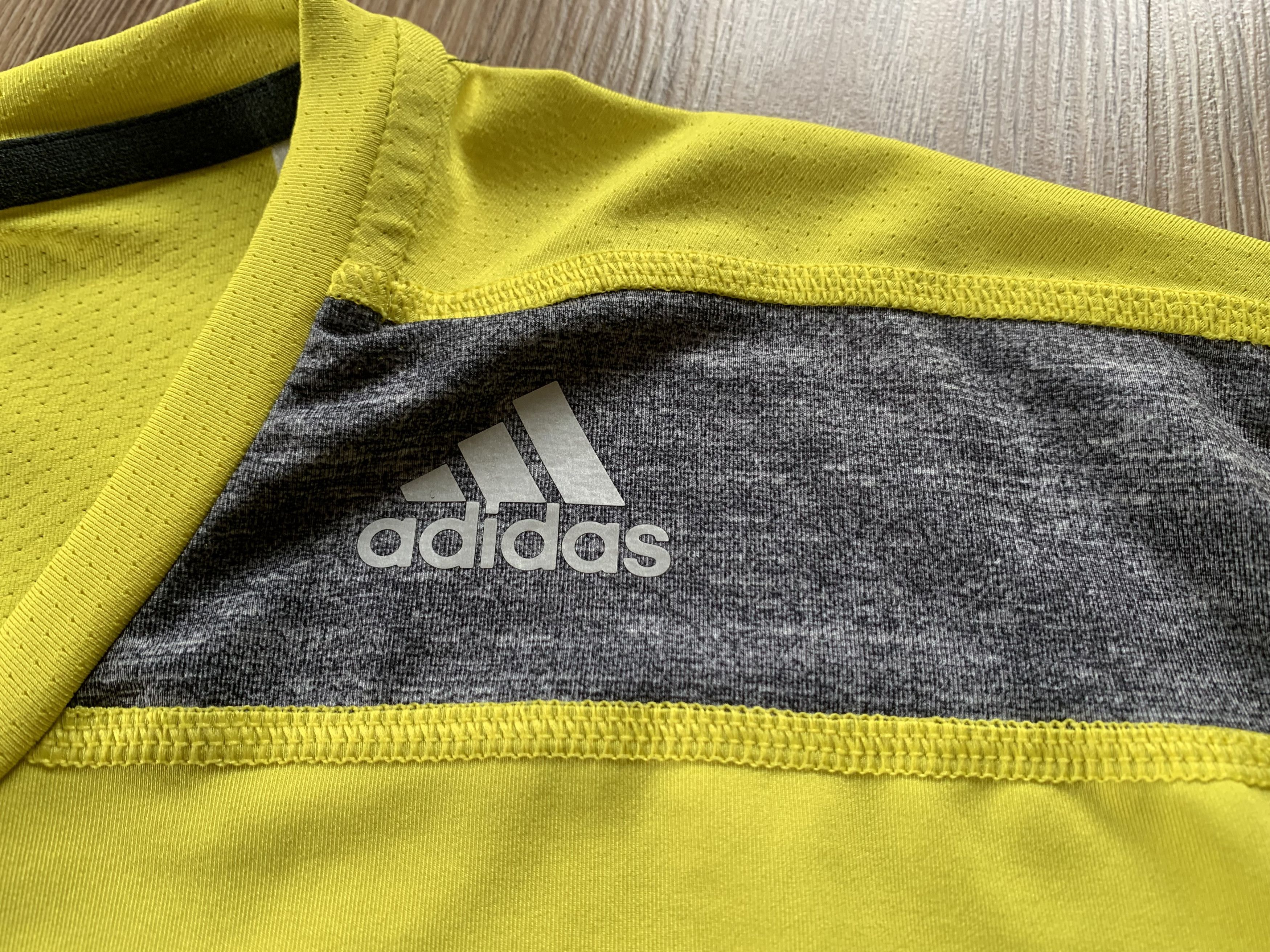 Adidas Adidas Techfit Fitted Sport Training T-Shirt Size US XXL / EU 58 / 5 - 6 Thumbnail