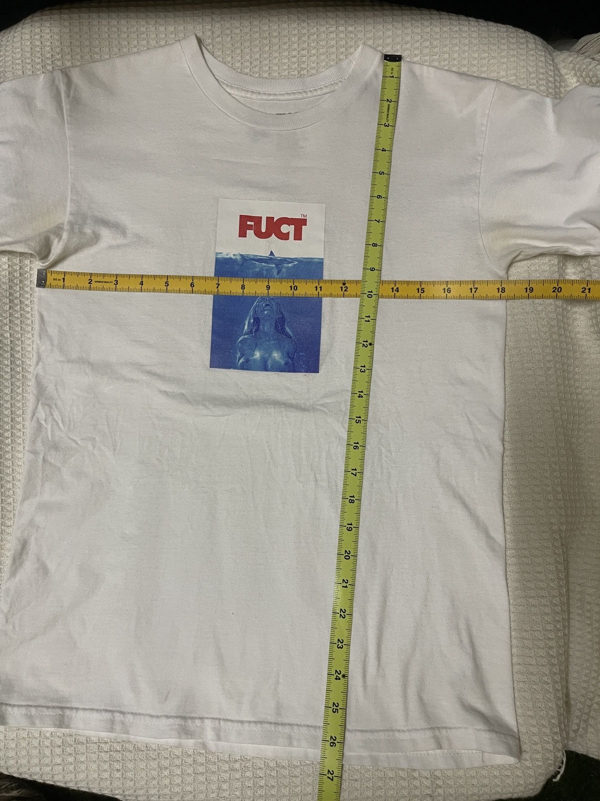 FUCT RARE🔥FUCT🔥Jaws Girl Skate White Tshirt Size US S / EU 44-46 / 1 - 4 Thumbnail