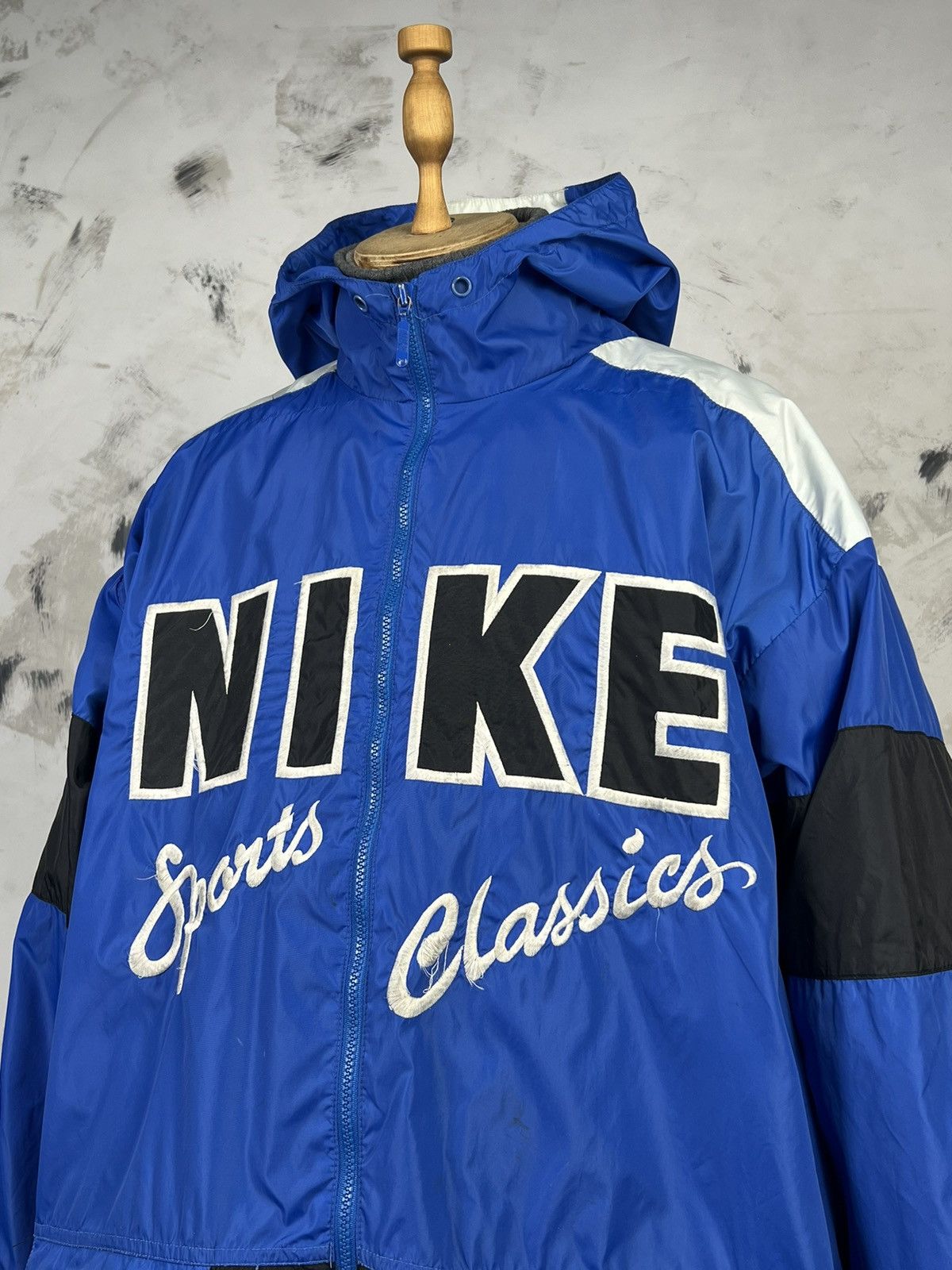Nike Vintage Nike Sports Classics Jacket Size XL Size US XL / EU 56 / 4 - 2 Thumbnail