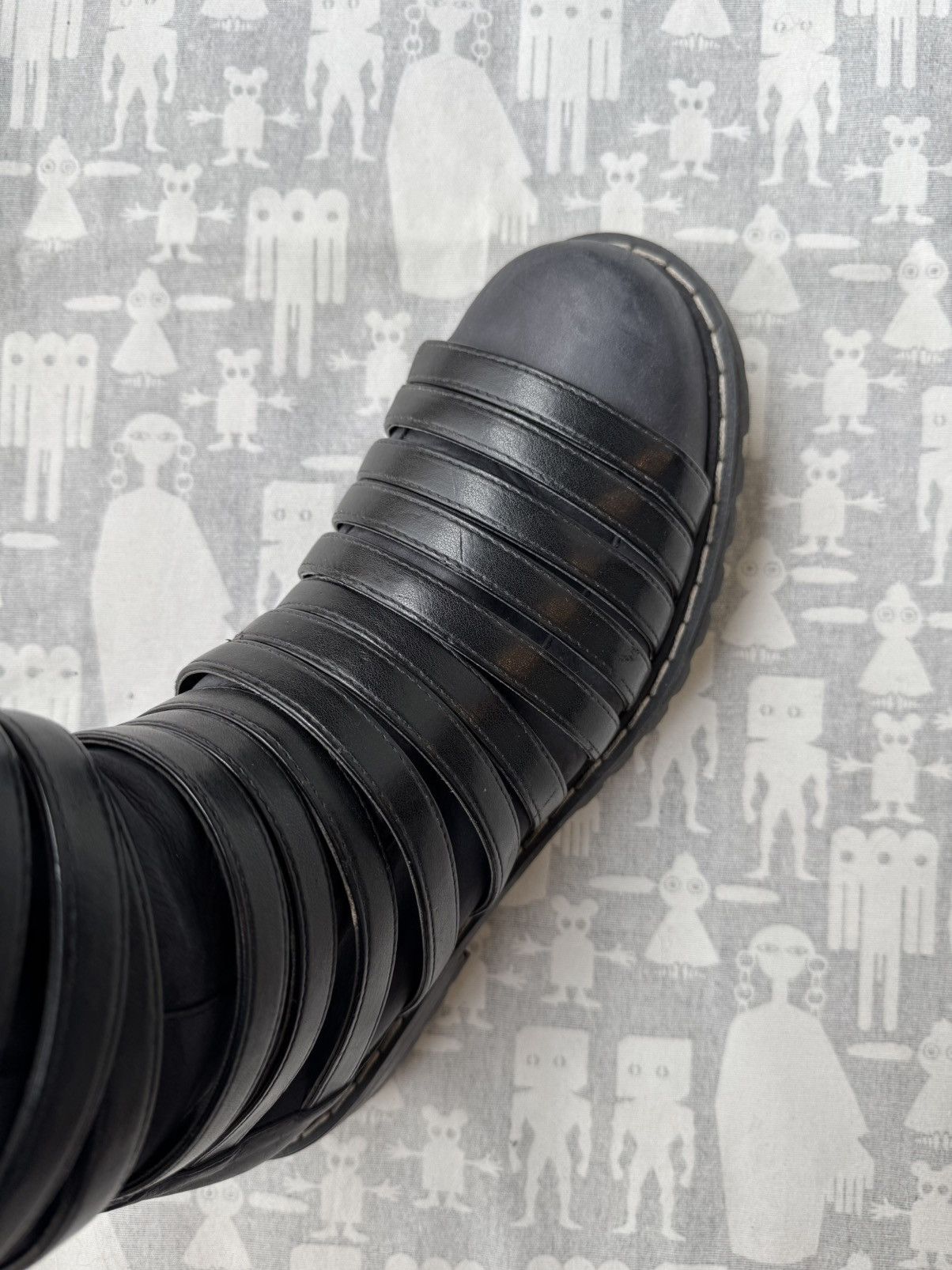 Gareth Pugh Gareth Pugh SS12 Cage Strap Leather Boots Size US 11 / EU 44 - 3 Thumbnail