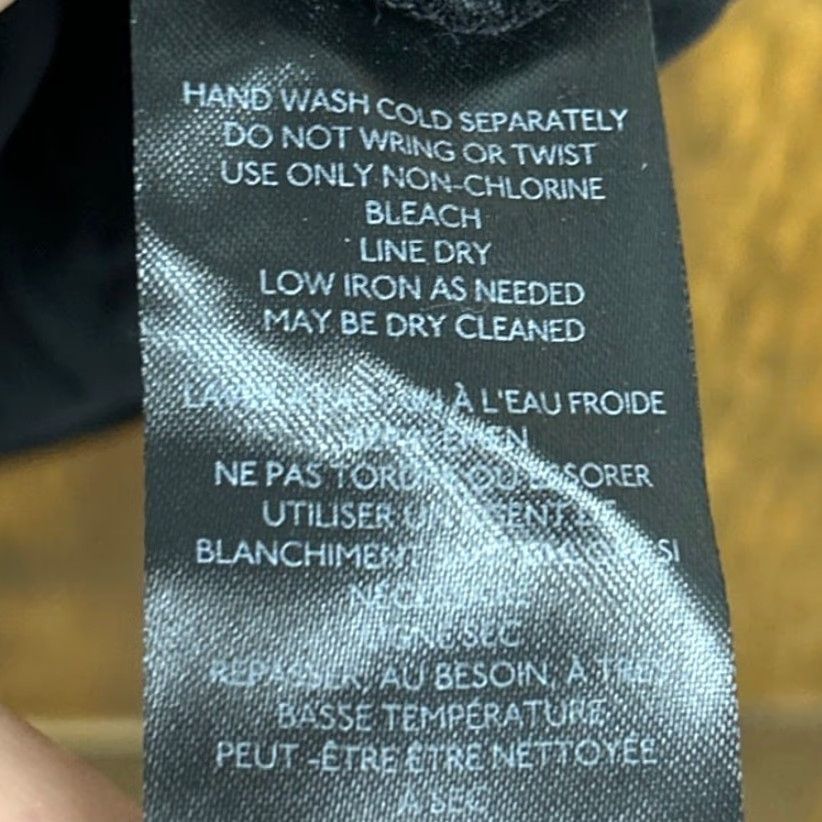 Anthropologie Anthropologie Womens Crop Tube Top Black Velvet Sleeveless Large Blouse Casual Streetwear Preppy Normcore Going Out Womens Size L / US 10 / IT 46 - 5 Thumbnail