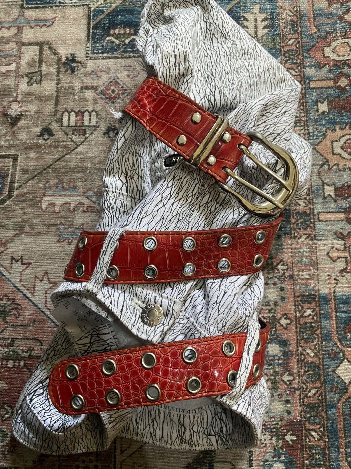 If Six Was Nine Red belt croco style two prongs Size ONE SIZE - 2 Thumbnail