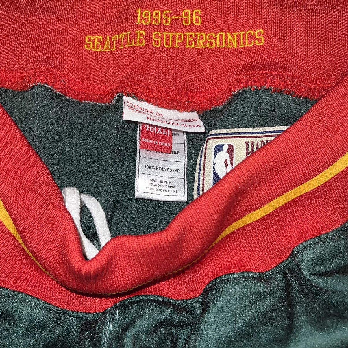 Mitchell & Ness × Vintage NEW AUTHENTIC Mitchell & Ness NBA Shorts Seattle SuperSonics Size US 38 / EU 54 - 5 Thumbnail