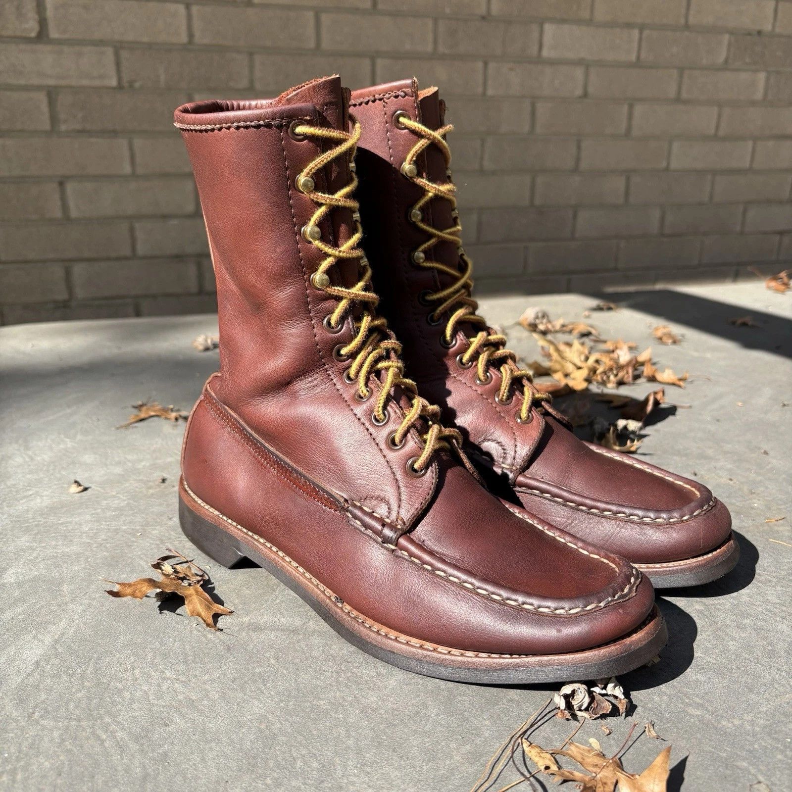 Russell Moccasin Co. Russell Moccasin boots 9.5 C Narrow 60s Bird