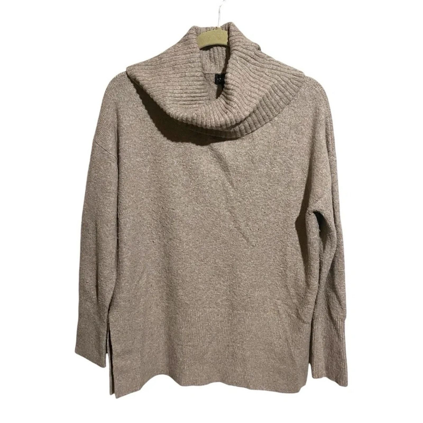 Nanette Lepore Nanette Lepore Women's Wool Blend Turtleneck Sweater Sz L Size L / US 10 / IT 46 - 1 Thumbnail