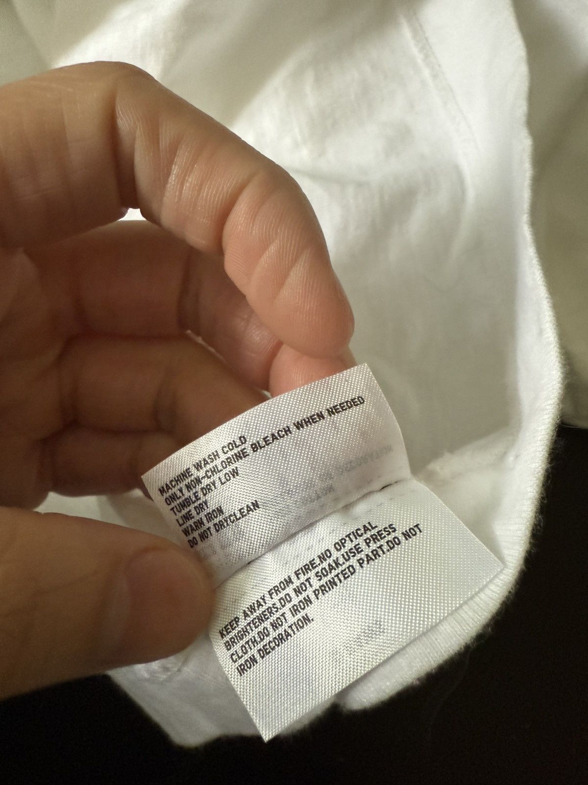 Kaws × Uniqlo Kaws uniqlo Size US M / EU 48-50 / 2 - 4 Thumbnail