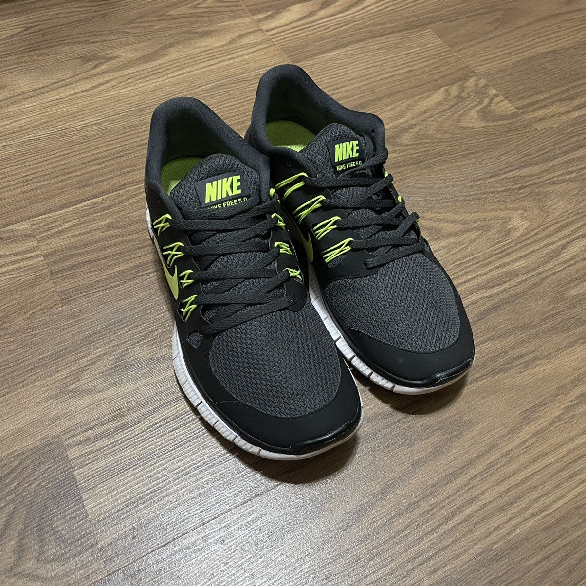 Nike 2013 Nike Free Run 5.0 'Anthracite Volt' Size US 11.5 / EU 44-45 - 5 Thumbnail