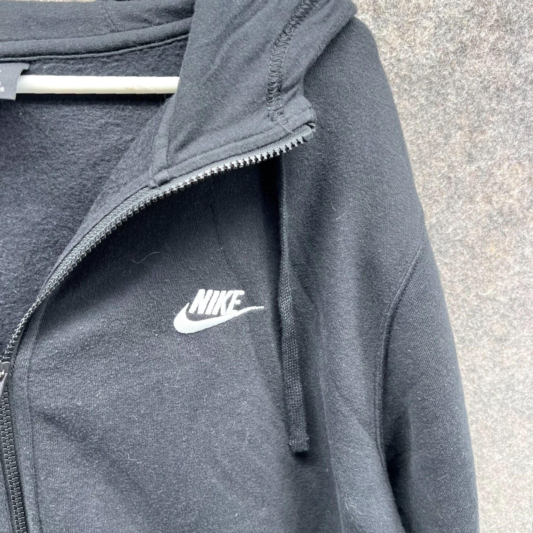 Nike Nike Hoodie Mens XL Black Full Zip Sweatshirt Sportwear Club Fleece Vintage Regular Zip Mens XL Black Nike Sportswear Hoodie Size US XL / EU 56 / 4 - 6 Thumbnail