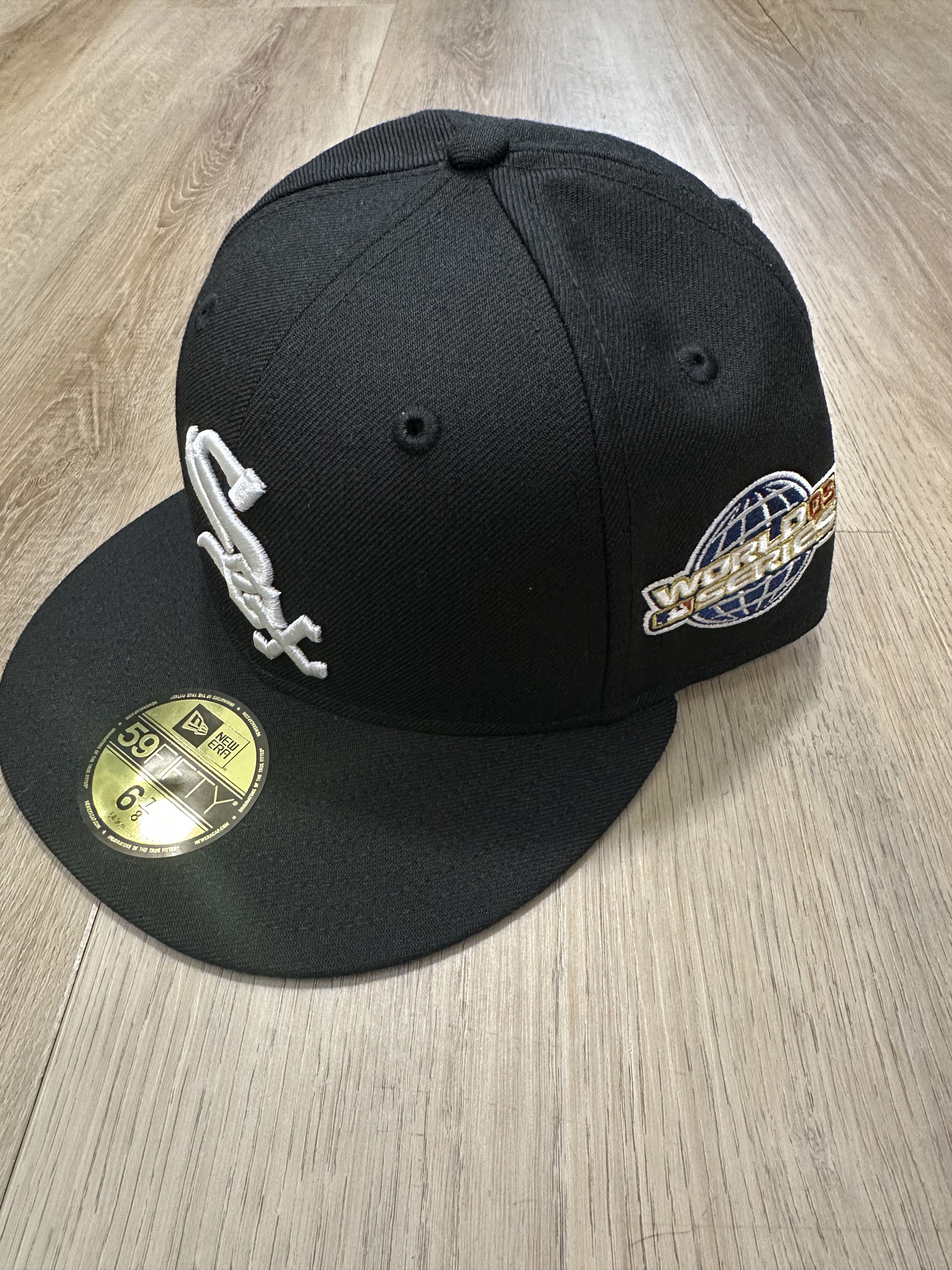 New Era Chicago Whitesox World Series Fitted Hat Size ONE SIZE - 1 Thumbnail