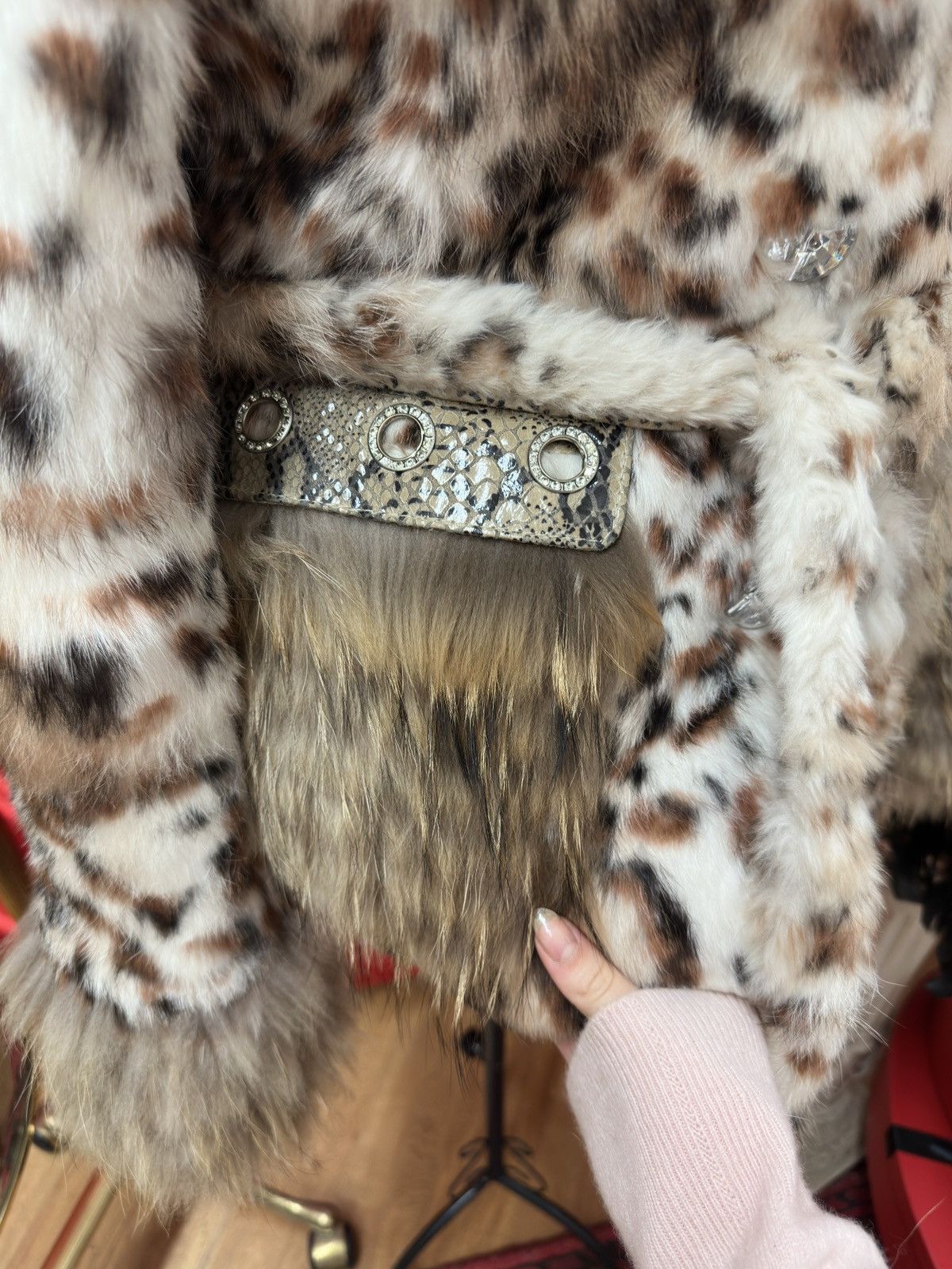 Vintage Vintage rabbit fox fur Size S / US 4 / IT 40 - 4 Thumbnail