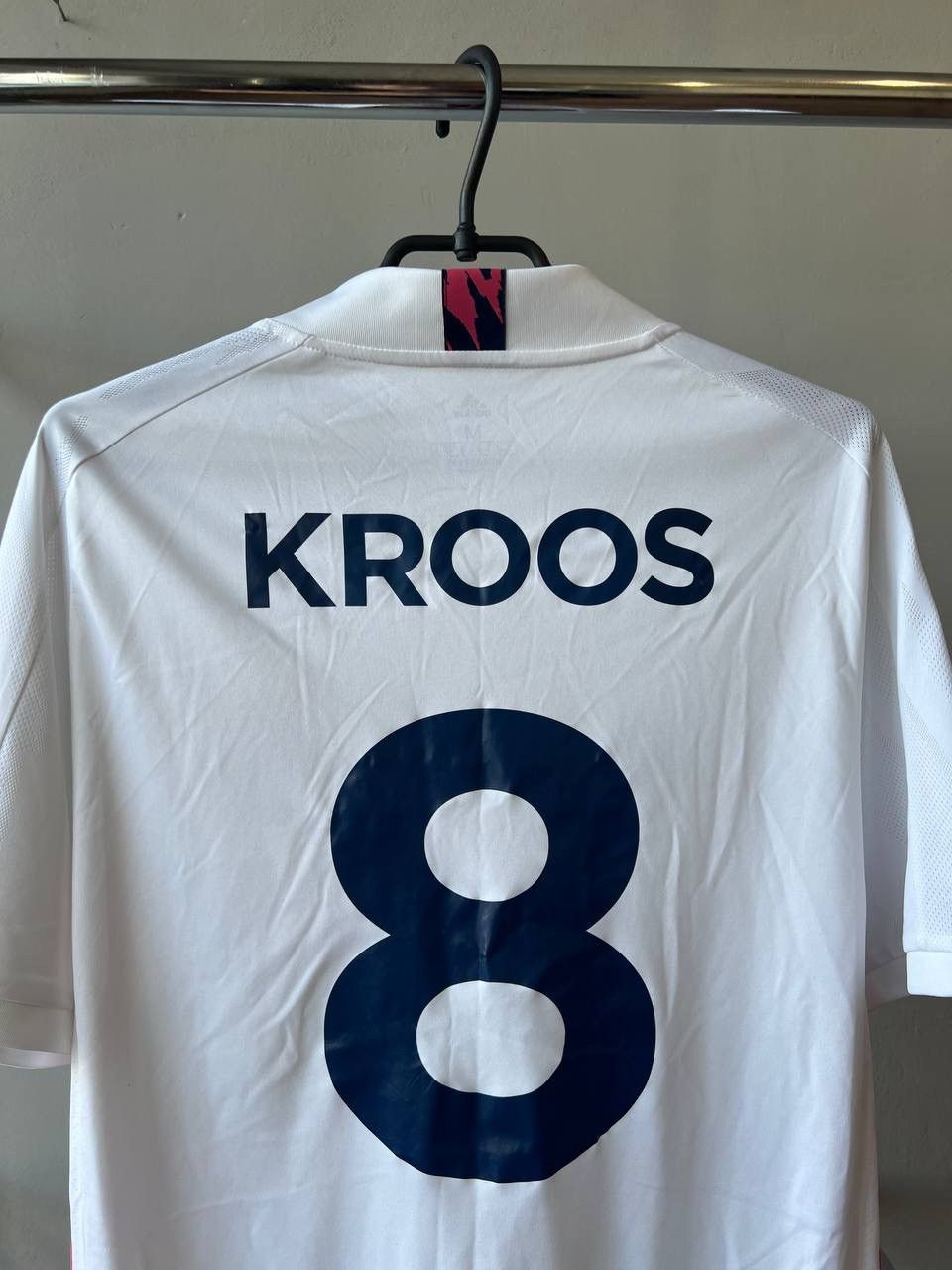 Adidas 2021 REAL MADRID #8 KROOS HOME SOCCER JERSEY FOOTBALL SHIRT Size US M / EU 48-50 / 2 - 10 Thumbnail