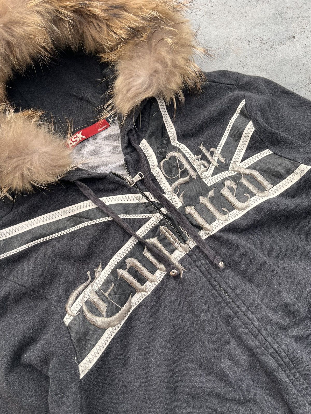 If Six Was Nine × Japanese Brand × Le Grande Bleu (L.G.B.) JAPANESE ASK ENQUIRED BRITISH FUR HOODIE LGB PUNK Size US S / EU 44-46 / 1 - 2 Thumbnail
