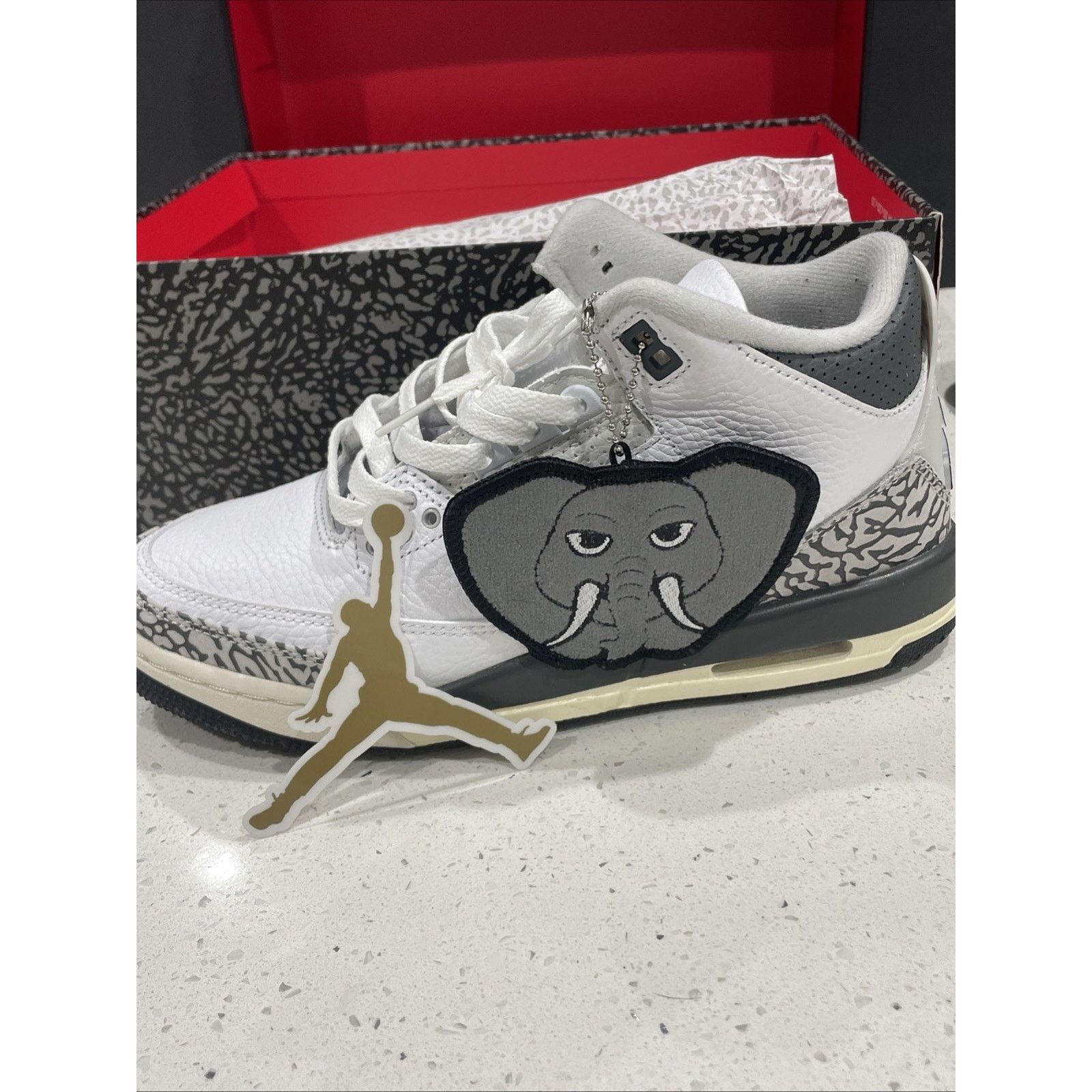 Nike Jordan 3 Retro Hide N' Sneak Black Elephant DX6665-100 Size US 8 / IT 38 - 1 Thumbnail