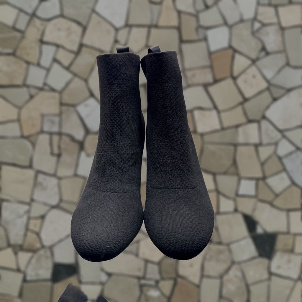 BCBGeneration BCBGeneration Black Knit Ankle Boots Block Heels Size 8.5 Womens Size US 9 / IT 39 - 1 Thumbnail
