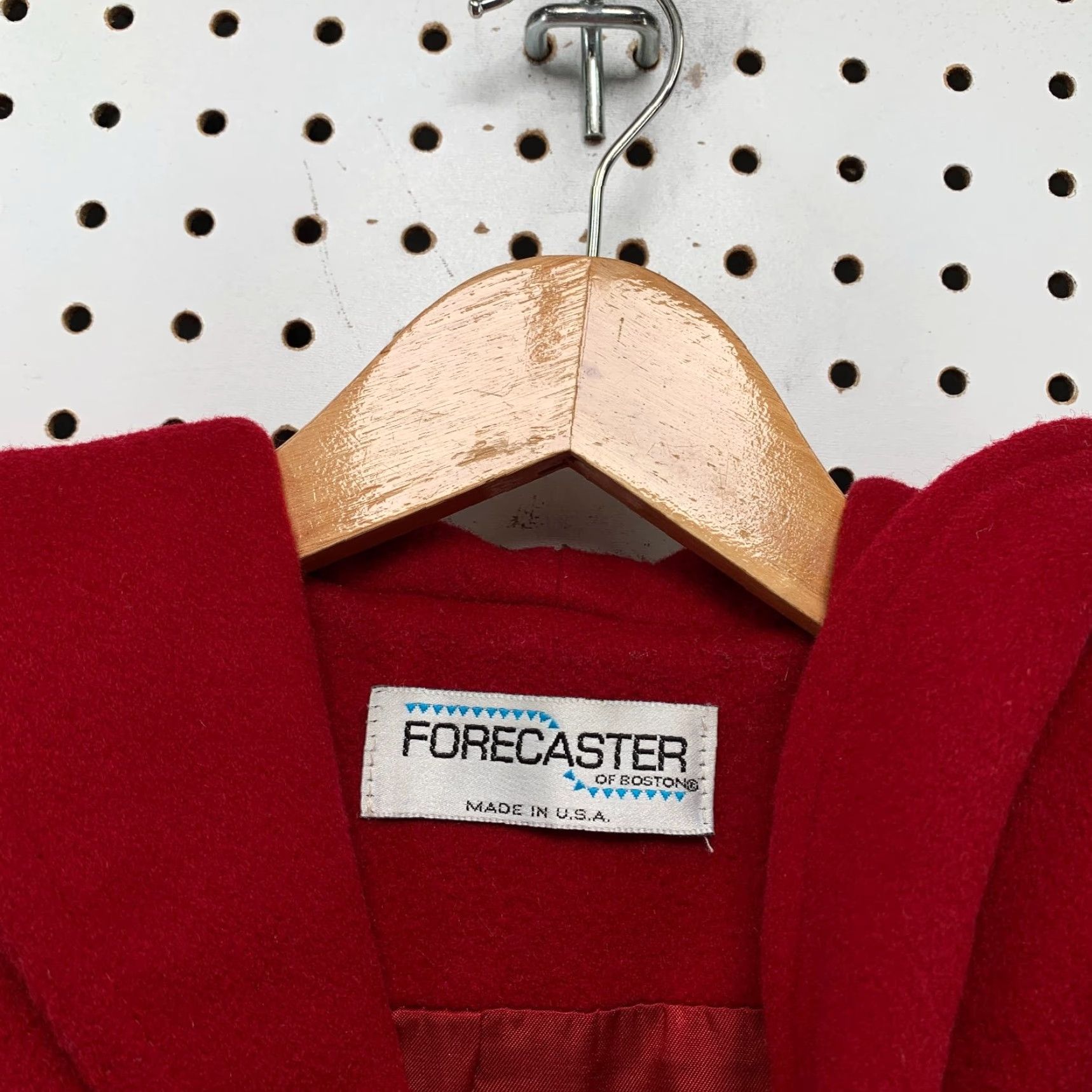 Vintage VINTAGE Forecaster of Boston Wool Overcoat Womens Size 14 Red Hooded USA Wool 100% Solid Long Coat 90s Mens/Womens Size XL / US 12-14 / IT 48-50 - 3 Thumbnail