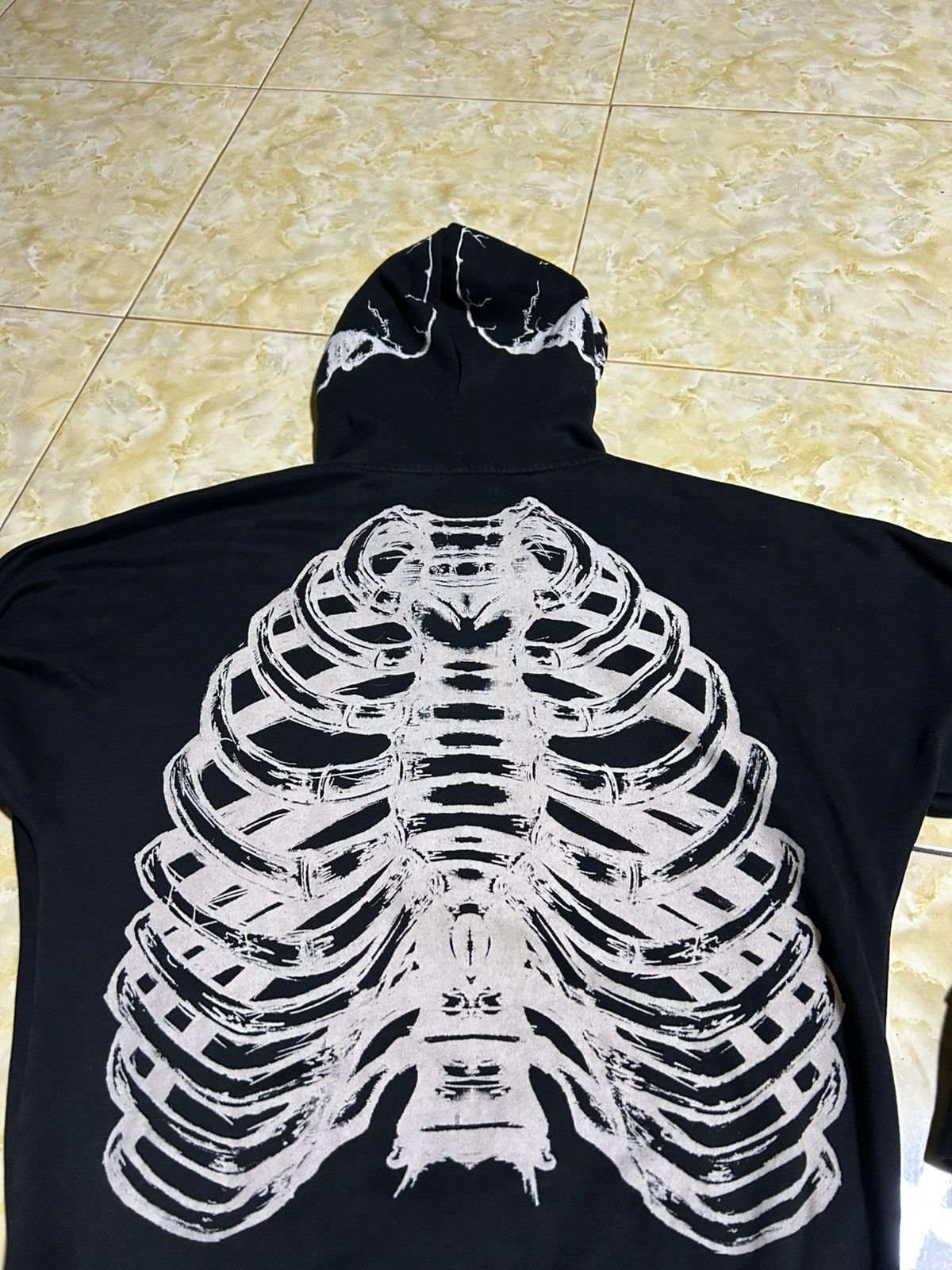 Designer 💥 CRAZY GLAD NEWS SKELETON SKULL HOODIE PUNK Size US M / EU 48-50 / 2 - 4 Thumbnail