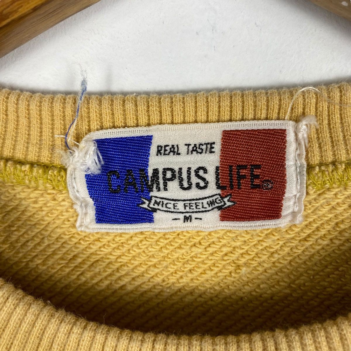Vintage Vintage 90's OUTFITTERS Real Taste Campus Life Crewneck Size US M / EU 48-50 / 2 - 5 Thumbnail