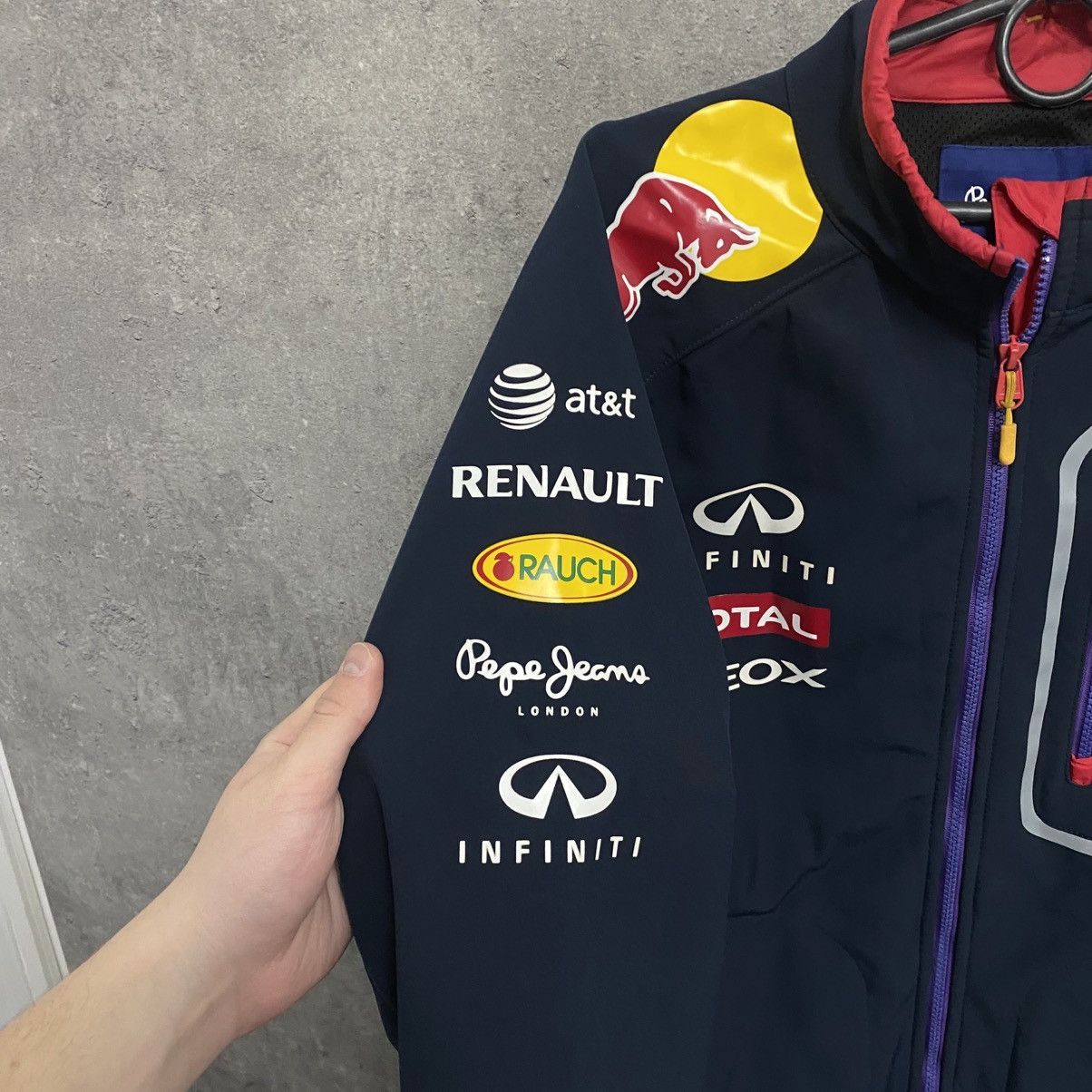 Pepe Jeans Vintage Racing Jacket Red Bull Infinity Pepe Jeans SoftShell Size US L / EU 52-54 / 3 - 8 Thumbnail