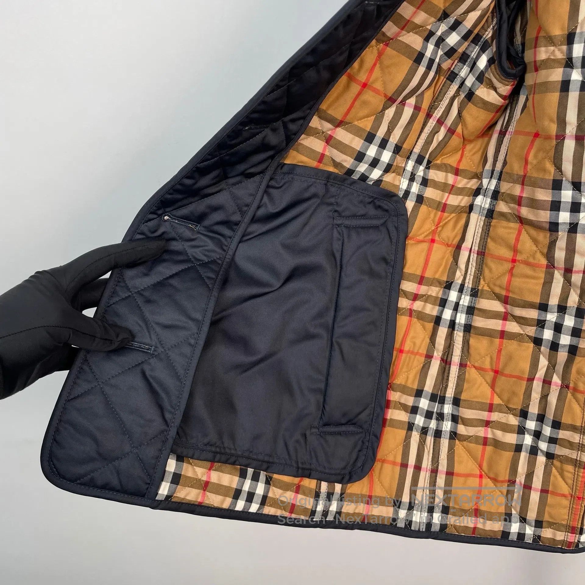 Burberry Burberry Blue black diamond quilted single-breasted jacket Size US L / EU 52-54 / 3 - 3 Thumbnail