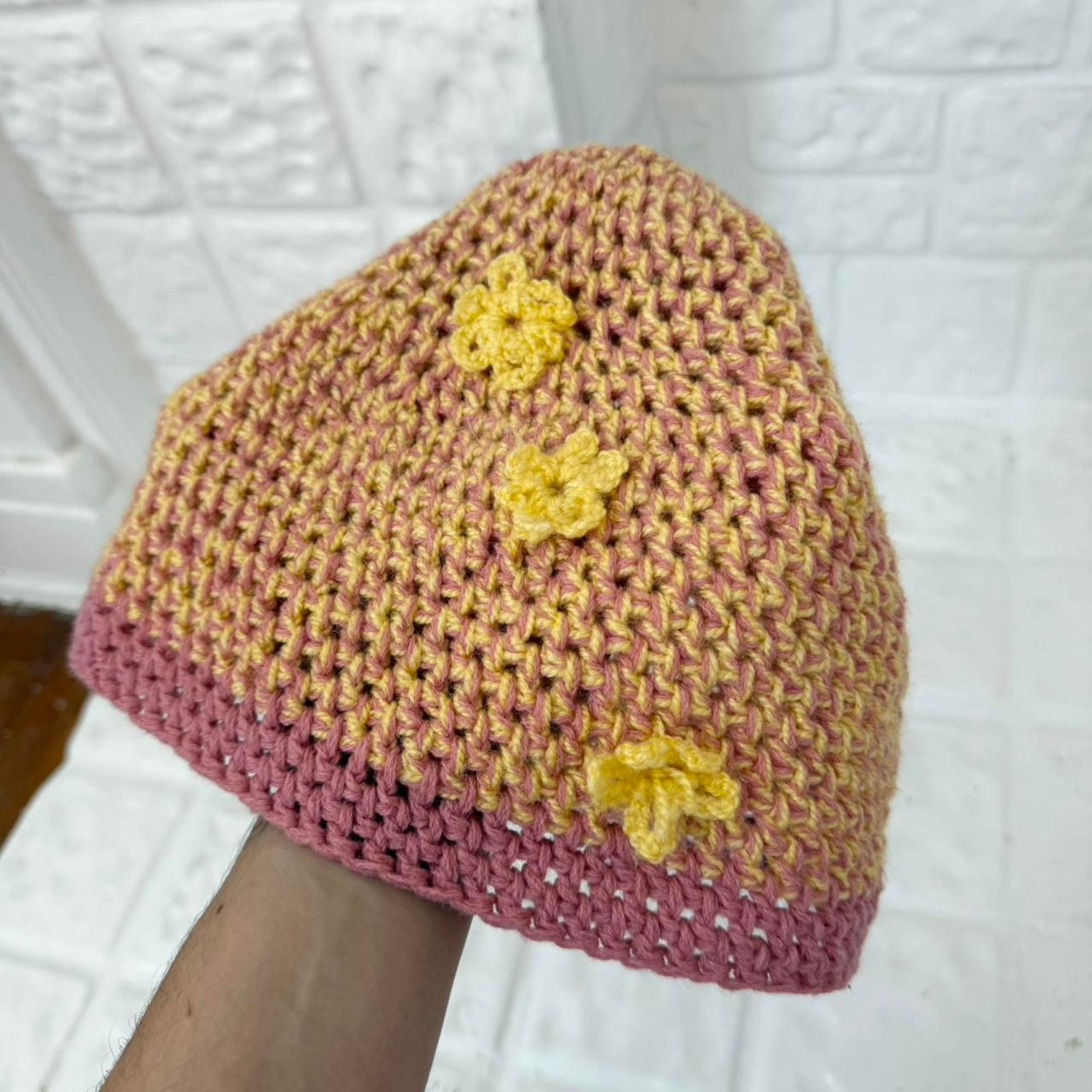 Other Handmade crochet floral beanie Size ONE SIZE - 4 Thumbnail