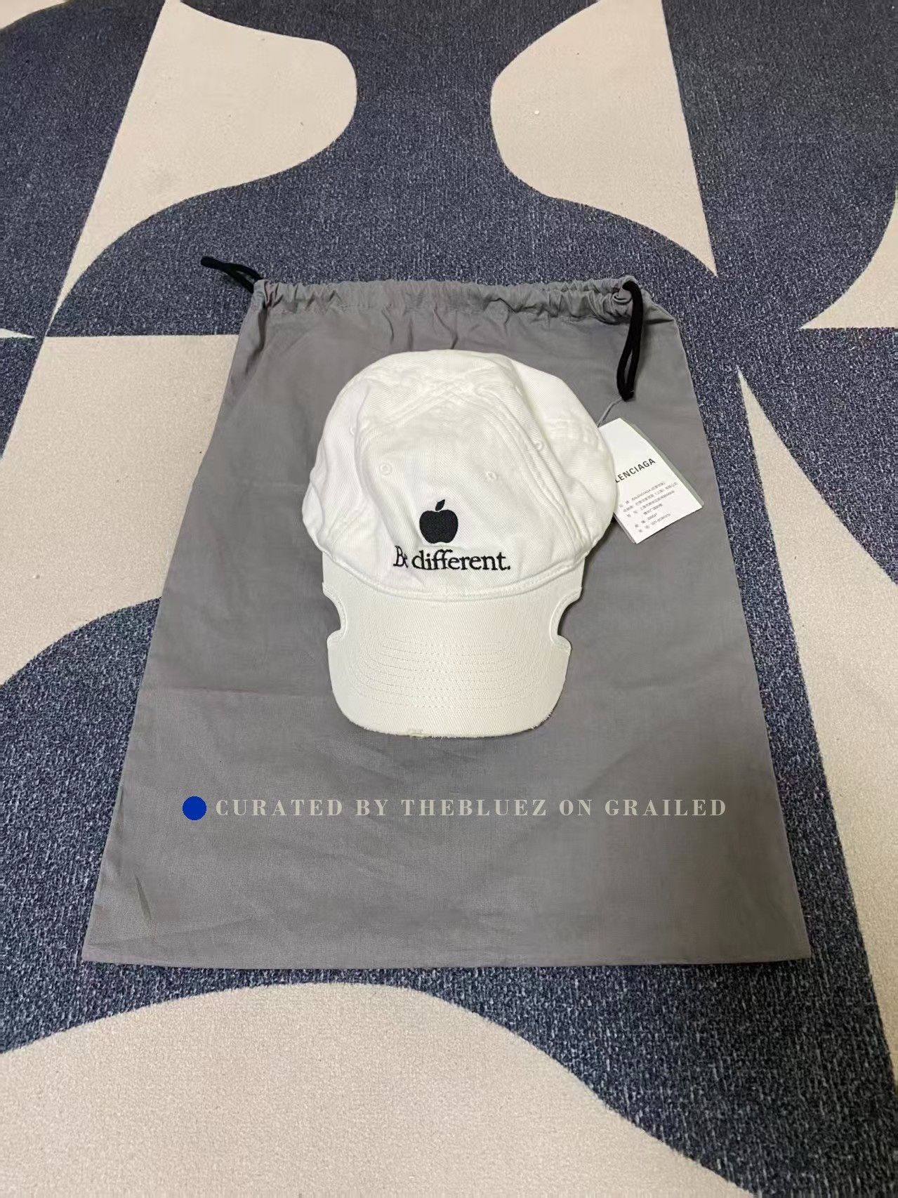 Balenciaga Balenciaga Apple Pattern Baseball Cap Size ONE SIZE - 1 Thumbnail