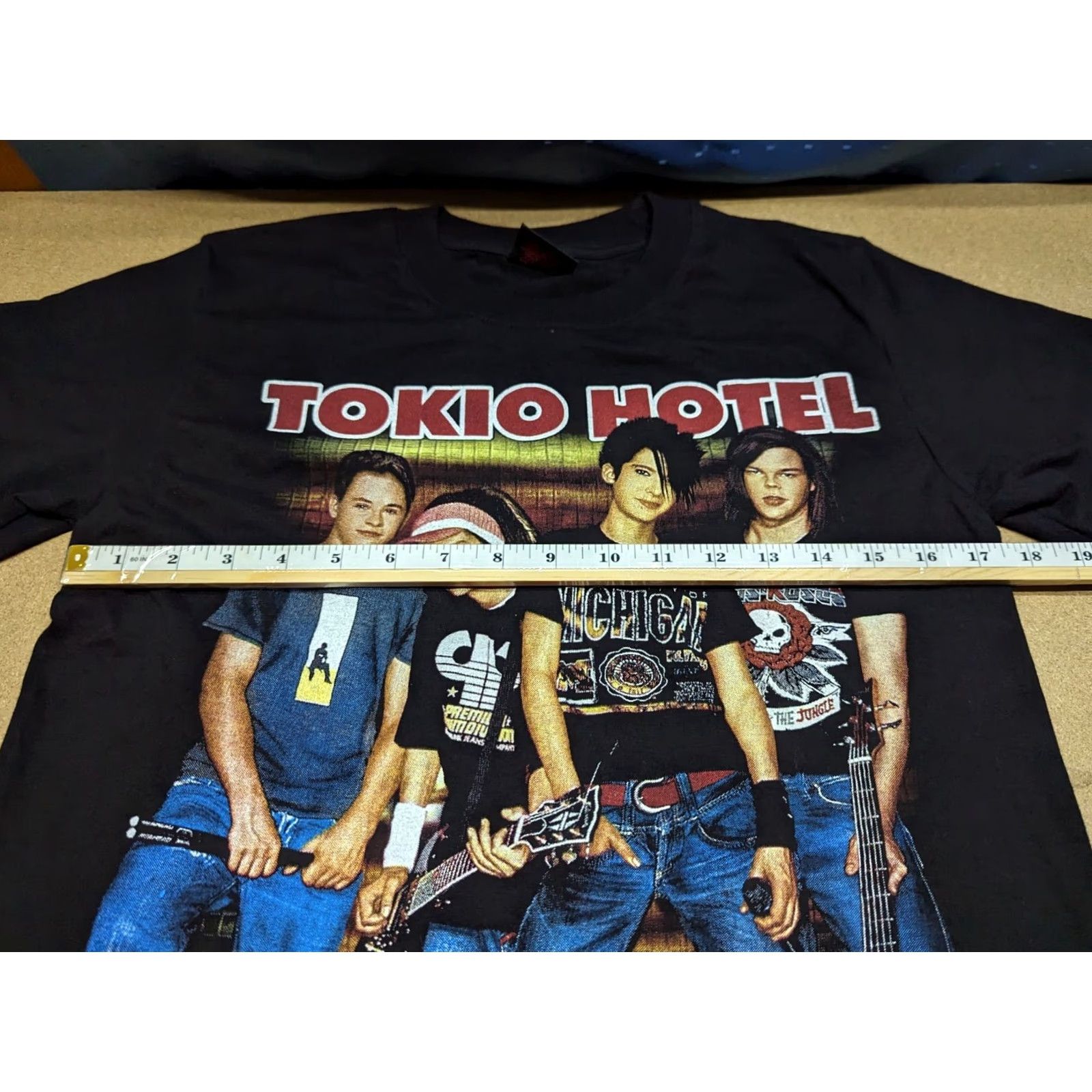 Vintage VINTAGE Tokio Hotel Mens Medium Shirt Black Band Tee Music Pop Rock Tokyo Size US M / EU 48-50 / 2 - 7 Thumbnail