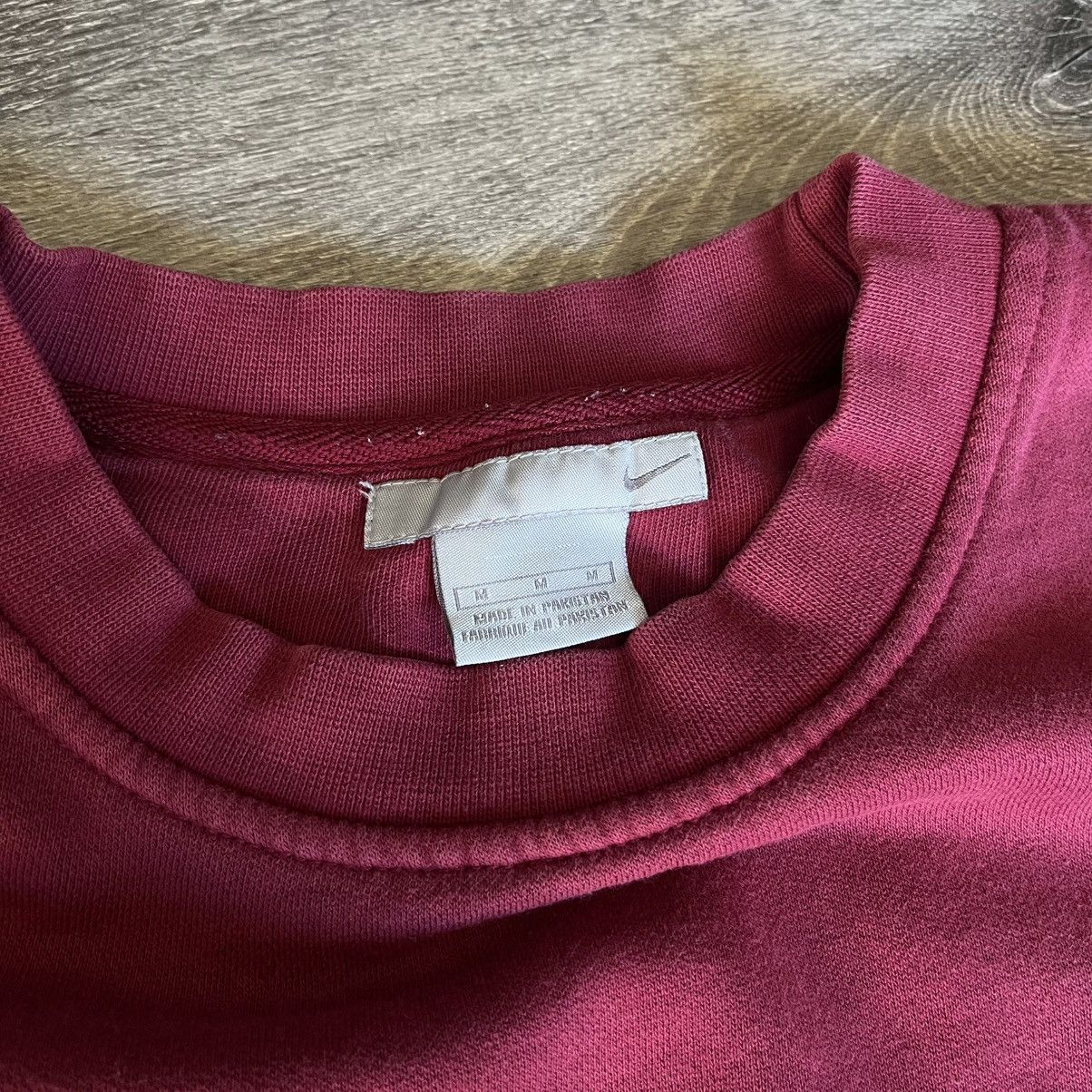 Nike Vintage Y2K Nike Team Basic Swoosh Logo Crewneck Sweatshirt Size US M / EU 48-50 / 2 - 5 Thumbnail