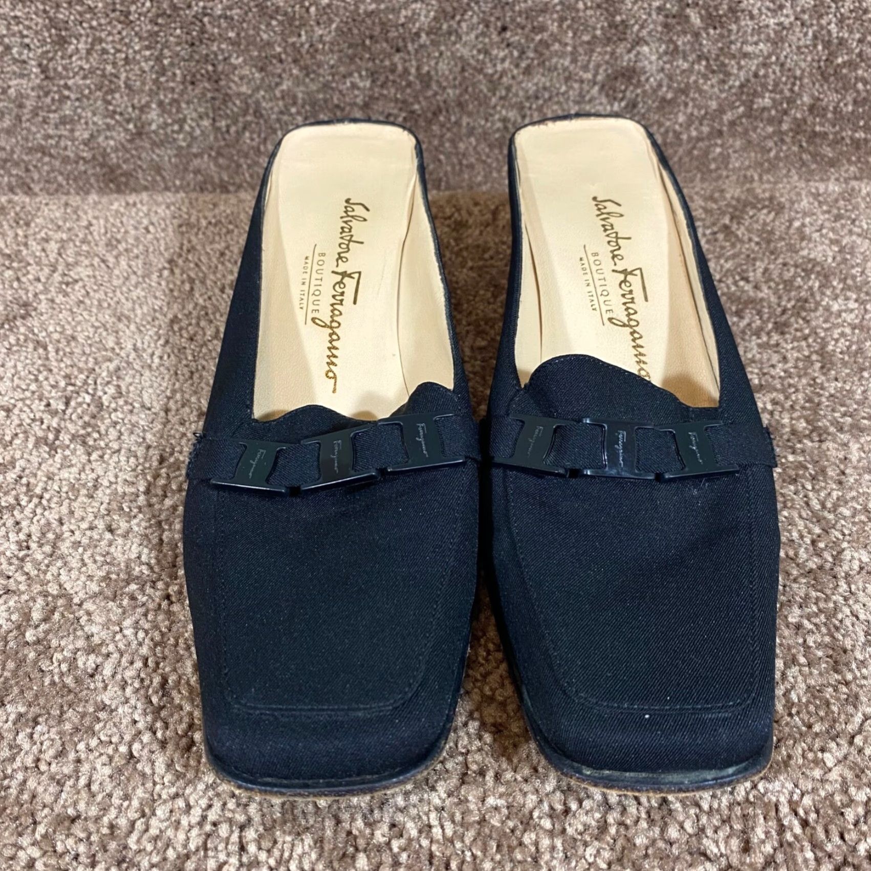 Salvatore Ferragamo Salvatore Ferragamo Heels Womens 9 B Black Buckle Block Lightweight Comfort 2.5" Pump Womens Shoes US 9.5 Nubuck Size US 10 / IT 40 - 2 Thumbnail