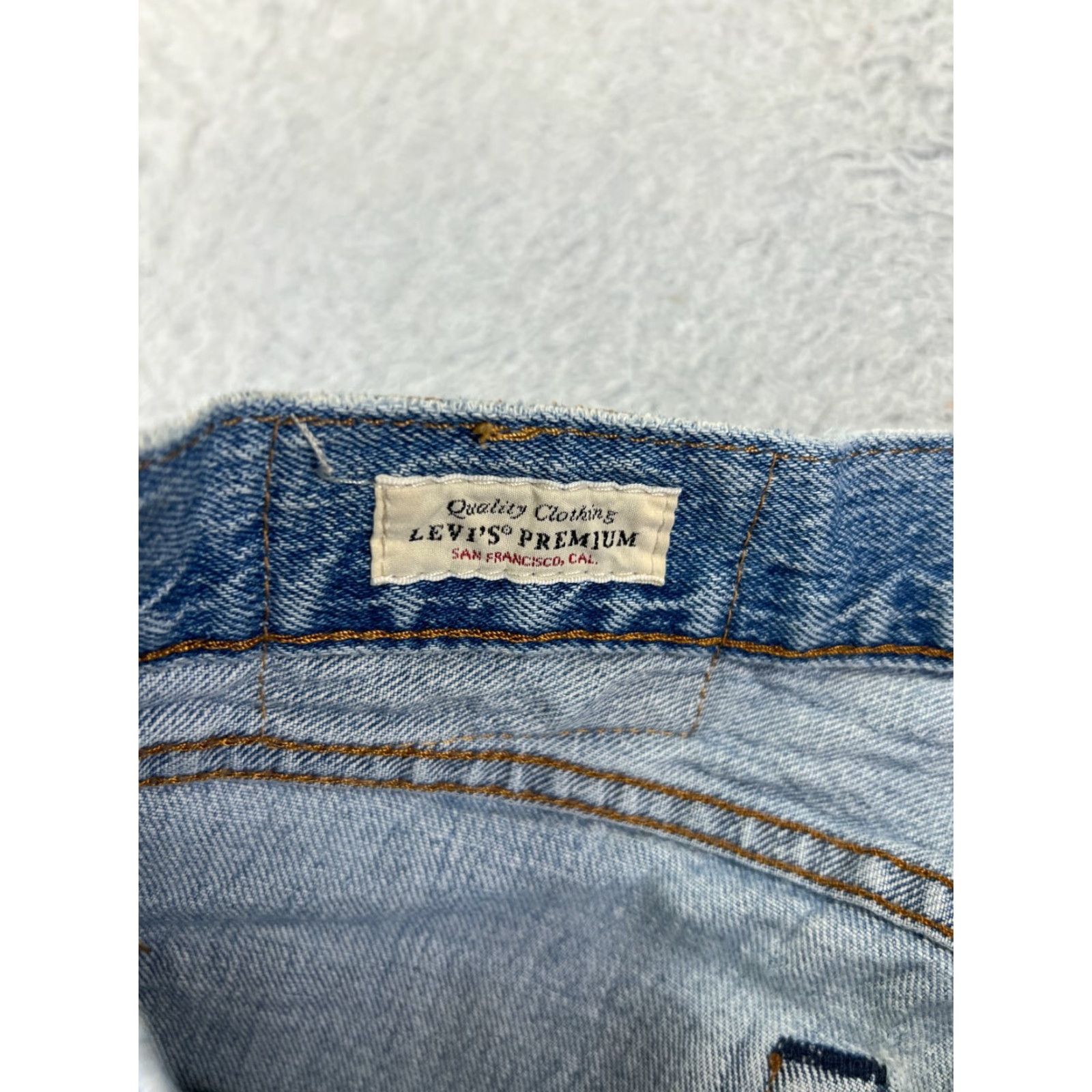 Levi's Levi's 501 Jeans Denim Blue Regular Adult 31 28x27 Button Fly Distressed 5-Pocket Solid Cotton Blend Vintage No Size US 31 - 6 Thumbnail