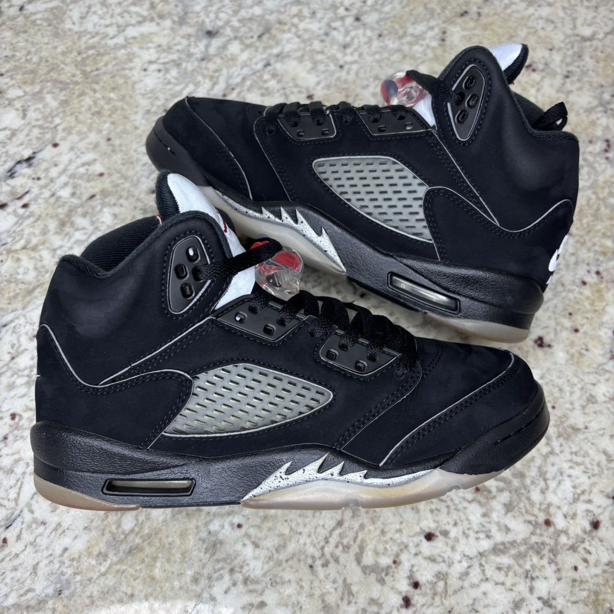 Jordan Brand Size 5.5 -Jordan 5 OG Black Metallic Reimagined CLEAN NO BOX Size US 5.5 / EU 38 - 11 Thumbnail