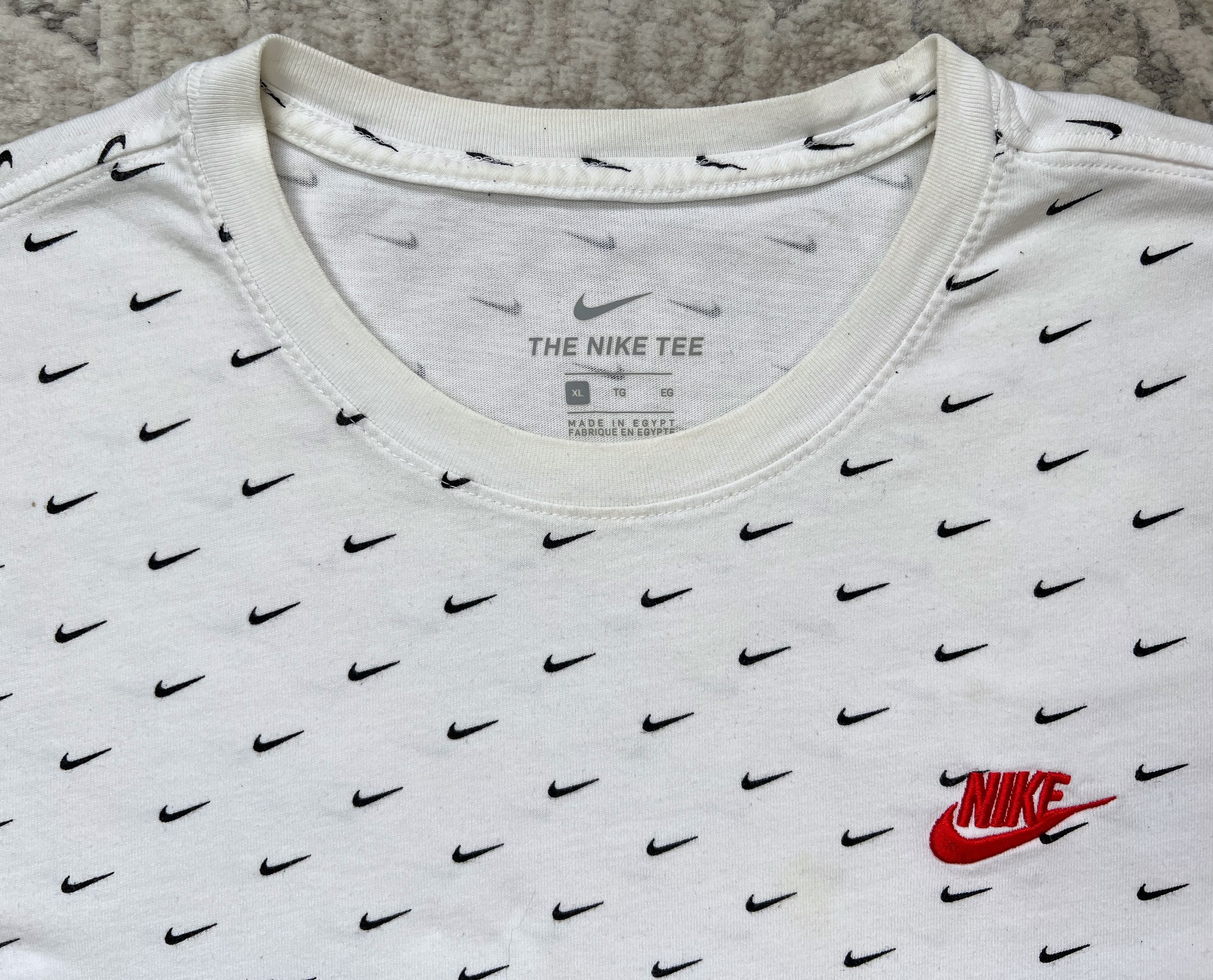 Nike Nike All-Over Mini Swoosh Logo T-Shirt Tee XL Size US XL / EU 56 / 4 - 5 Thumbnail