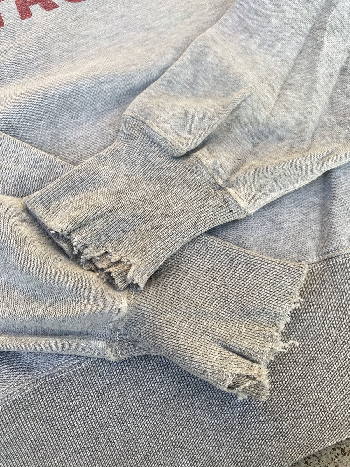 The Real McCoy's × Vintage Distressed Vintage Real McCoy’s Air Bell Craft Crewneck Size US L / EU 52-54 / 3 - 6 Thumbnail