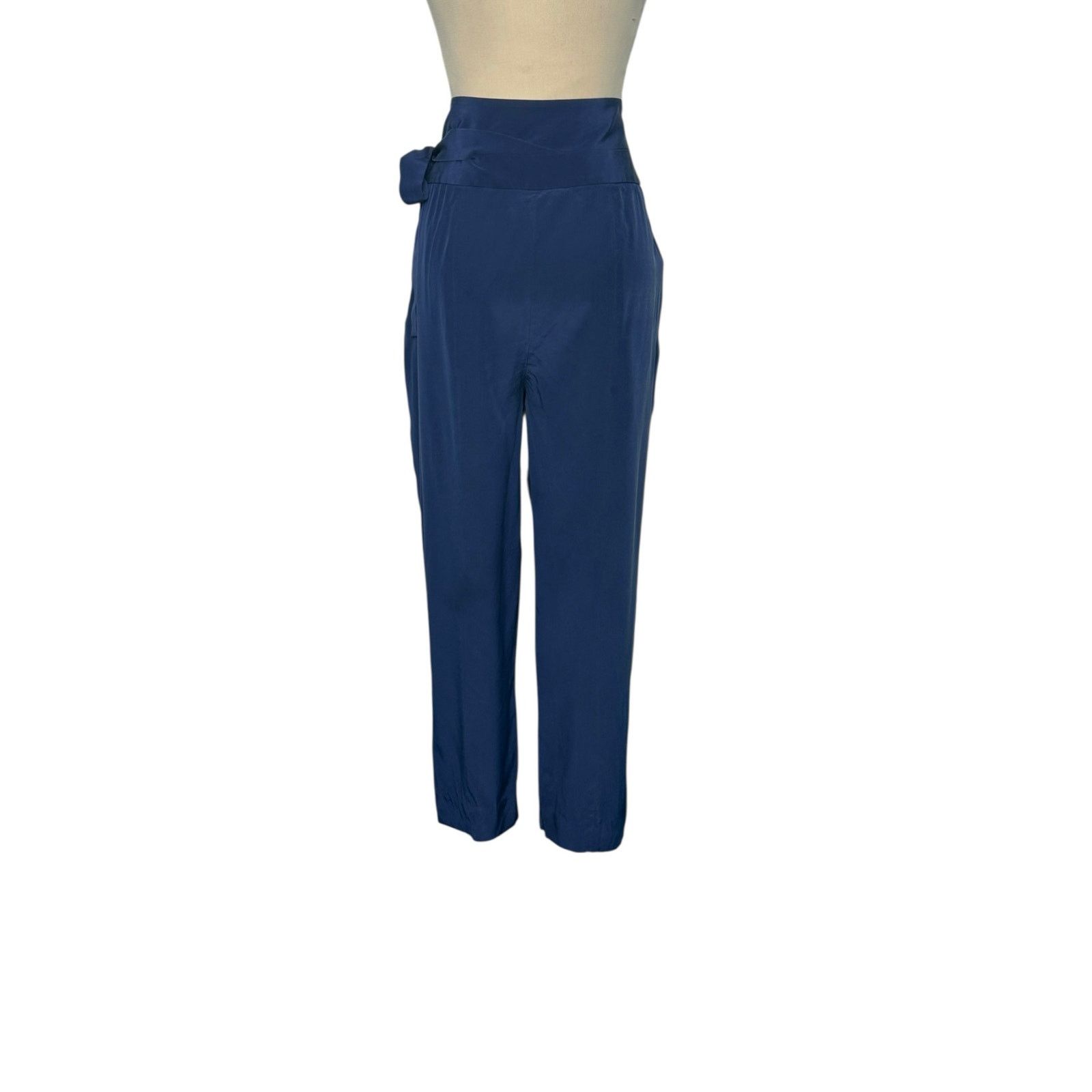 Diane von Furstenberg Diane Von Furstenbert Keaka navy crop pleated pants size 6 Size 28" / US 6 / IT 42 - 12 Thumbnail