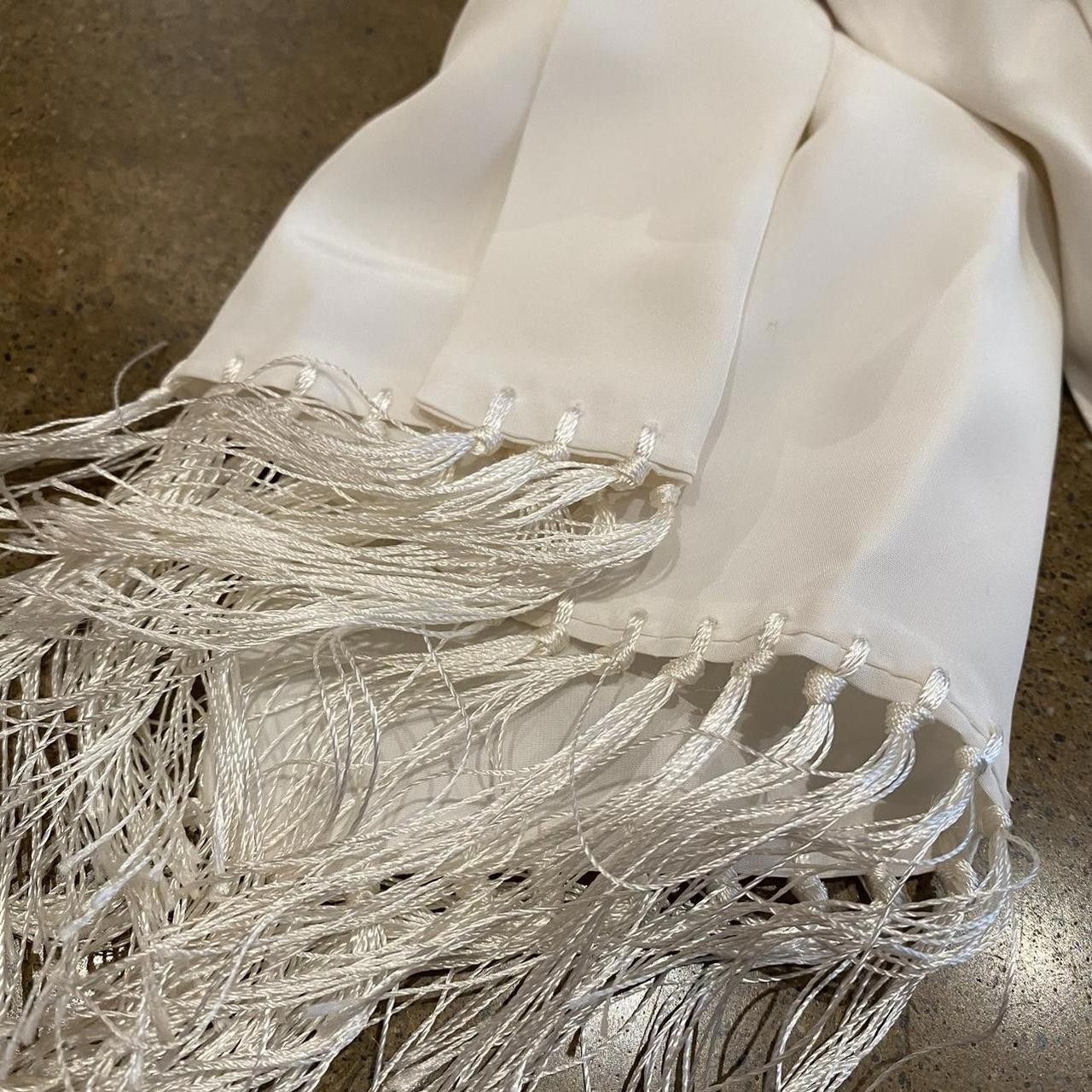 Designer White Reboso Type Tassell Scarf Size ONE SIZE - 3 Thumbnail
