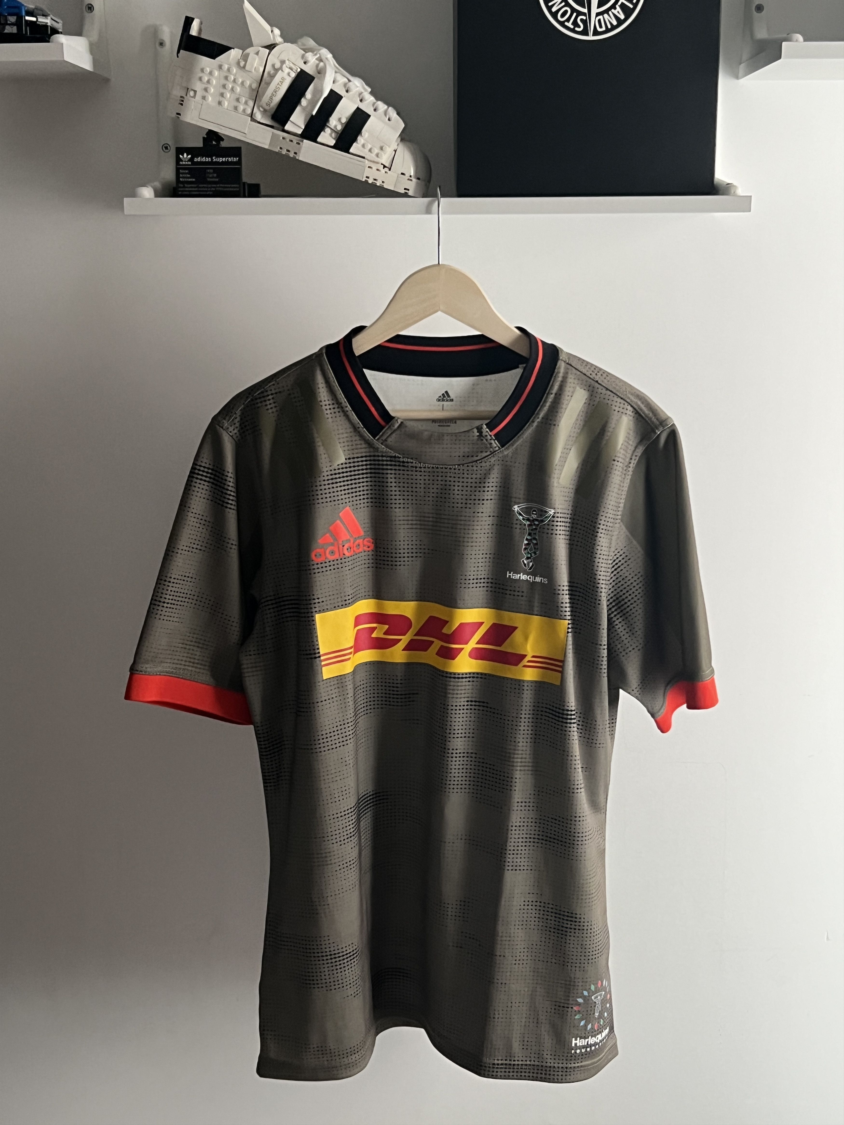 Adidas RUGBY UNION HARLEQUINS x DHL 2021 JERSEY ADIDAS SIZE L Size US L / EU 52-54 / 3 - 1 Thumbnail