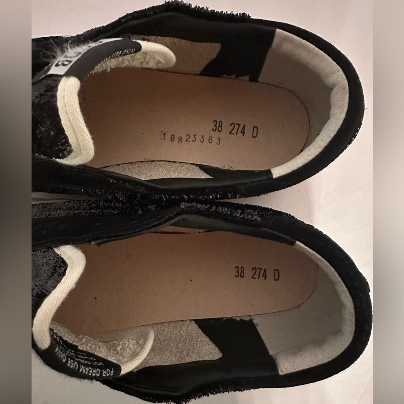 Golden Goose authentic Super Star Sneakers EU 38 US 8 black suede star Size US 8 / IT 38 - 8 Thumbnail