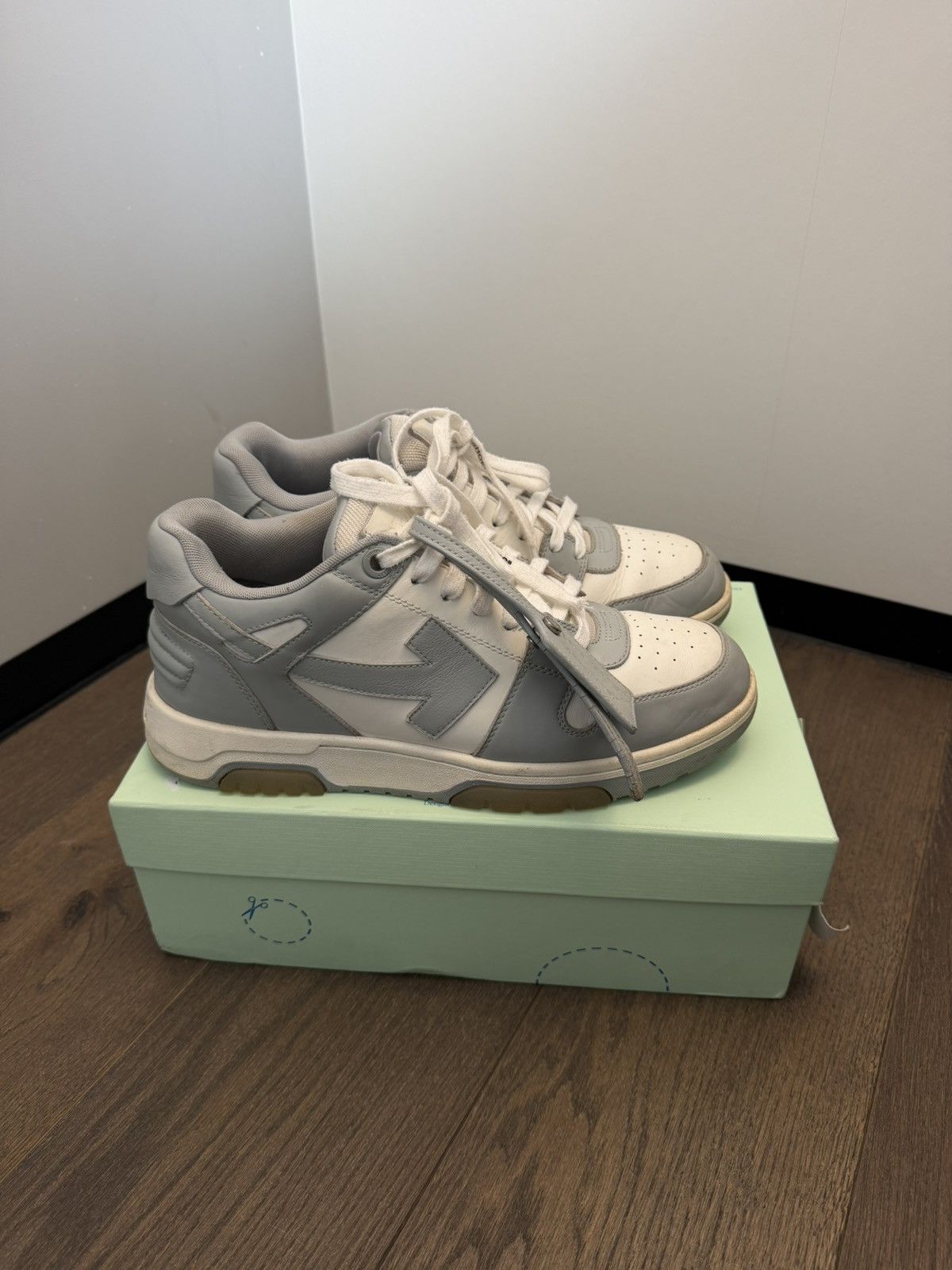 Off-White Off white Out Of Office Gray Size US 11 / EU 44 - 1 Thumbnail