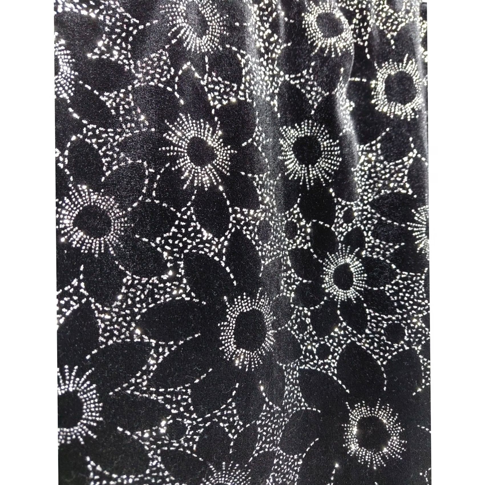 Vintage Notations Black Floral Print Skirt Women Size S Knit A-Line Size 28" / US 6 / IT 42 - 3 Thumbnail
