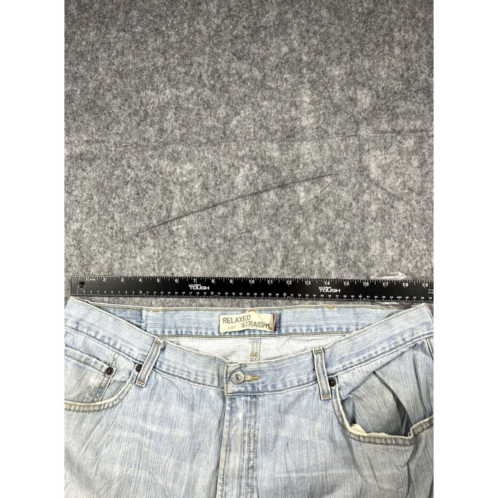 Levi's Levi's 559 Jeans Mens Relaxed Fit Straight Leg Light Wash Denim 40x32 Regular Inseam 32 USA 90s Logo Vintage N/A Size US 40 / EU 56 - 3 Thumbnail