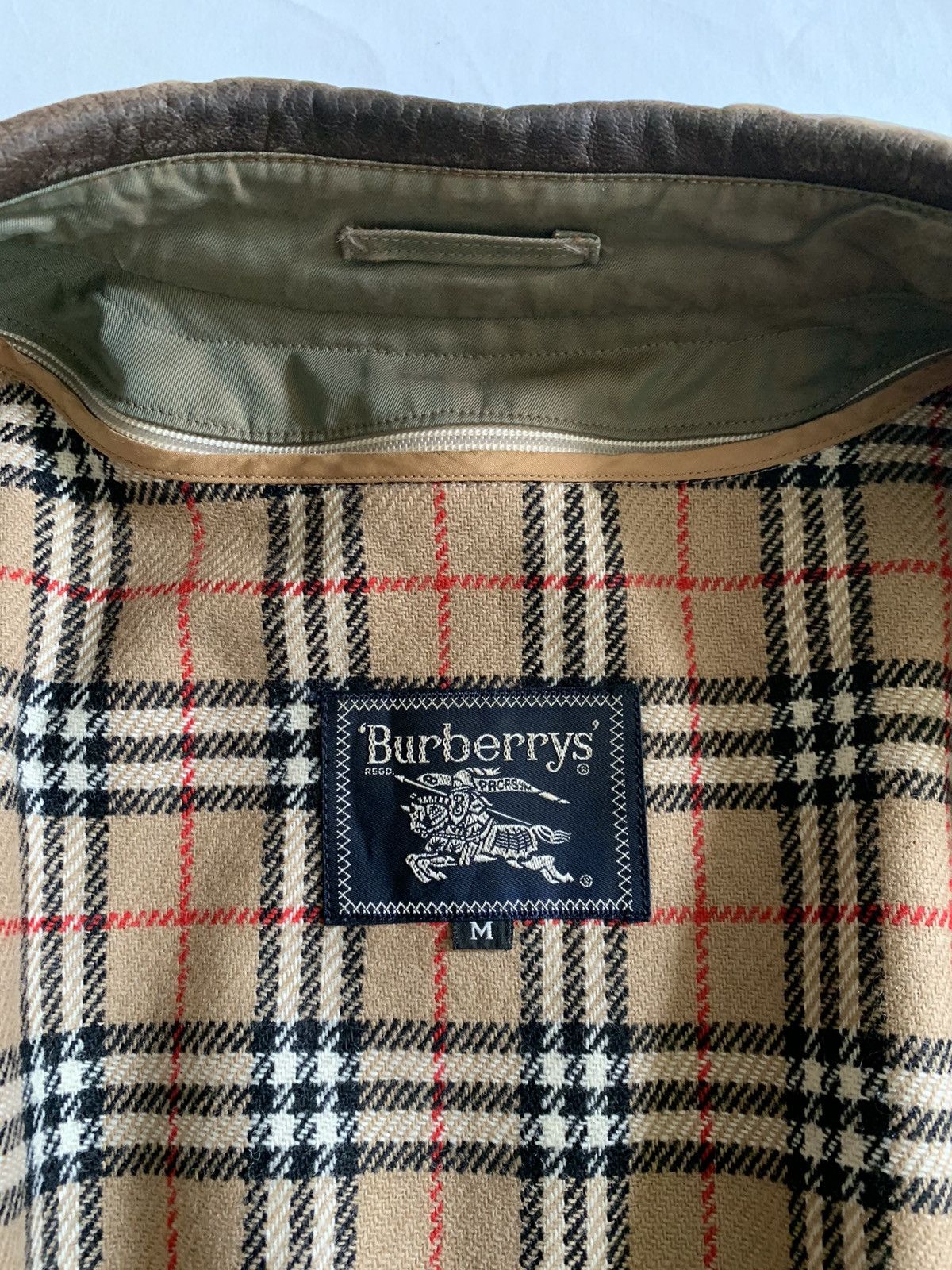 Burberry VINTAGE BURBERRY NOVA CHECK JACKET WITH REMOVABLE VEST Size US M / EU 48-50 / 2 - 12 Thumbnail