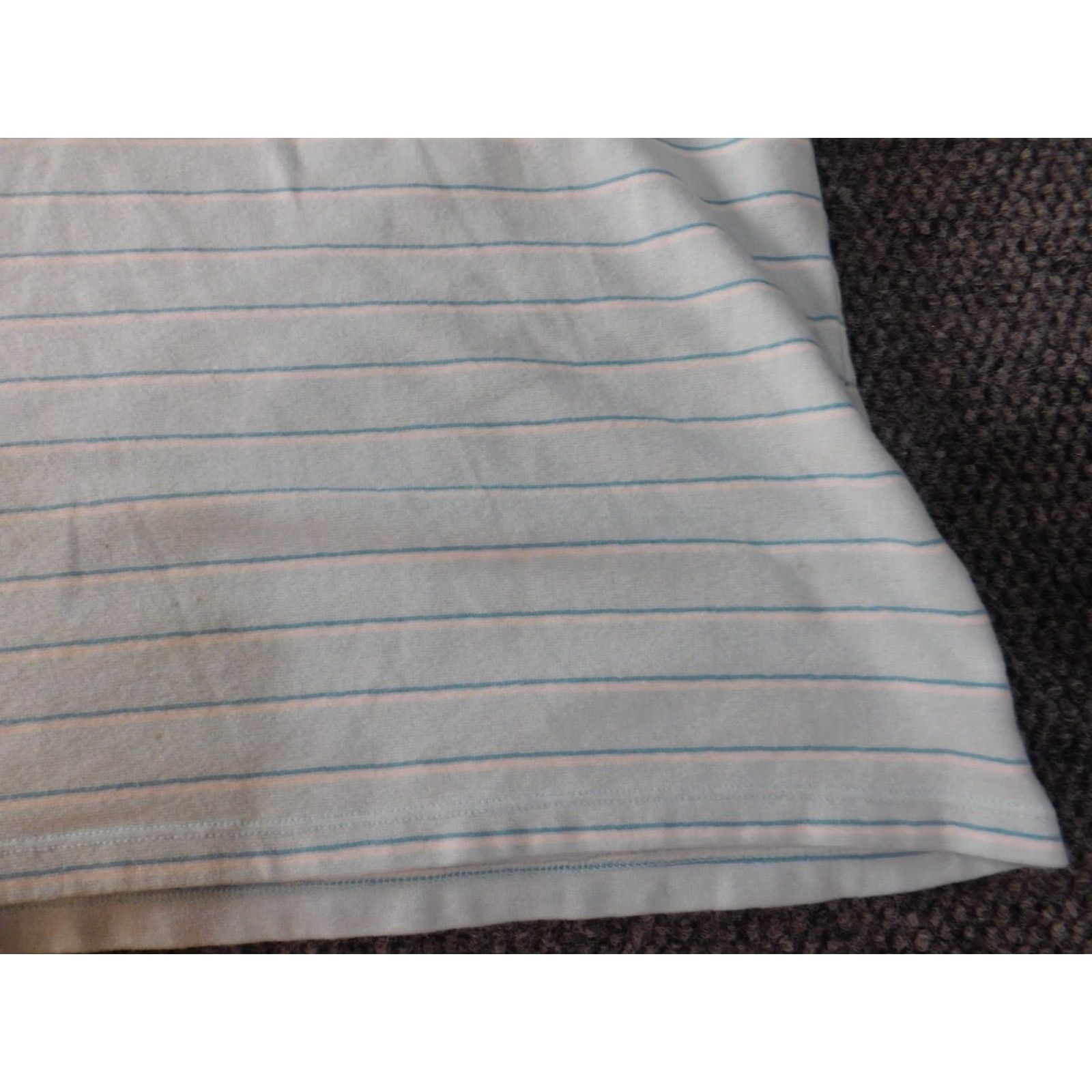Croft & Barrow Croft & Barrow Womens Shirt M Blue Pullover Striped V-Neck Casual Blouse Cotton Rayon Button Short Sleeve Regular Fit Vintage: No Size M / US 6-8 / IT 42-44 - 5 Thumbnail