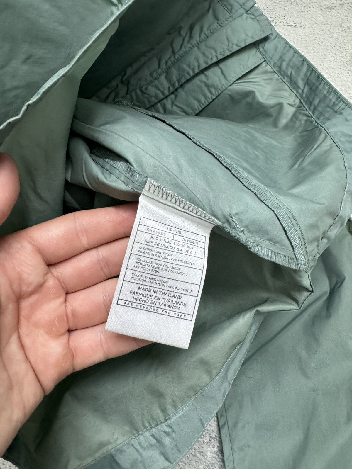 Nike Vintage Y2K Nike Nylon Mini Logo Jacket 00’s Size US S / EU 44-46 / 1 - 10 Thumbnail