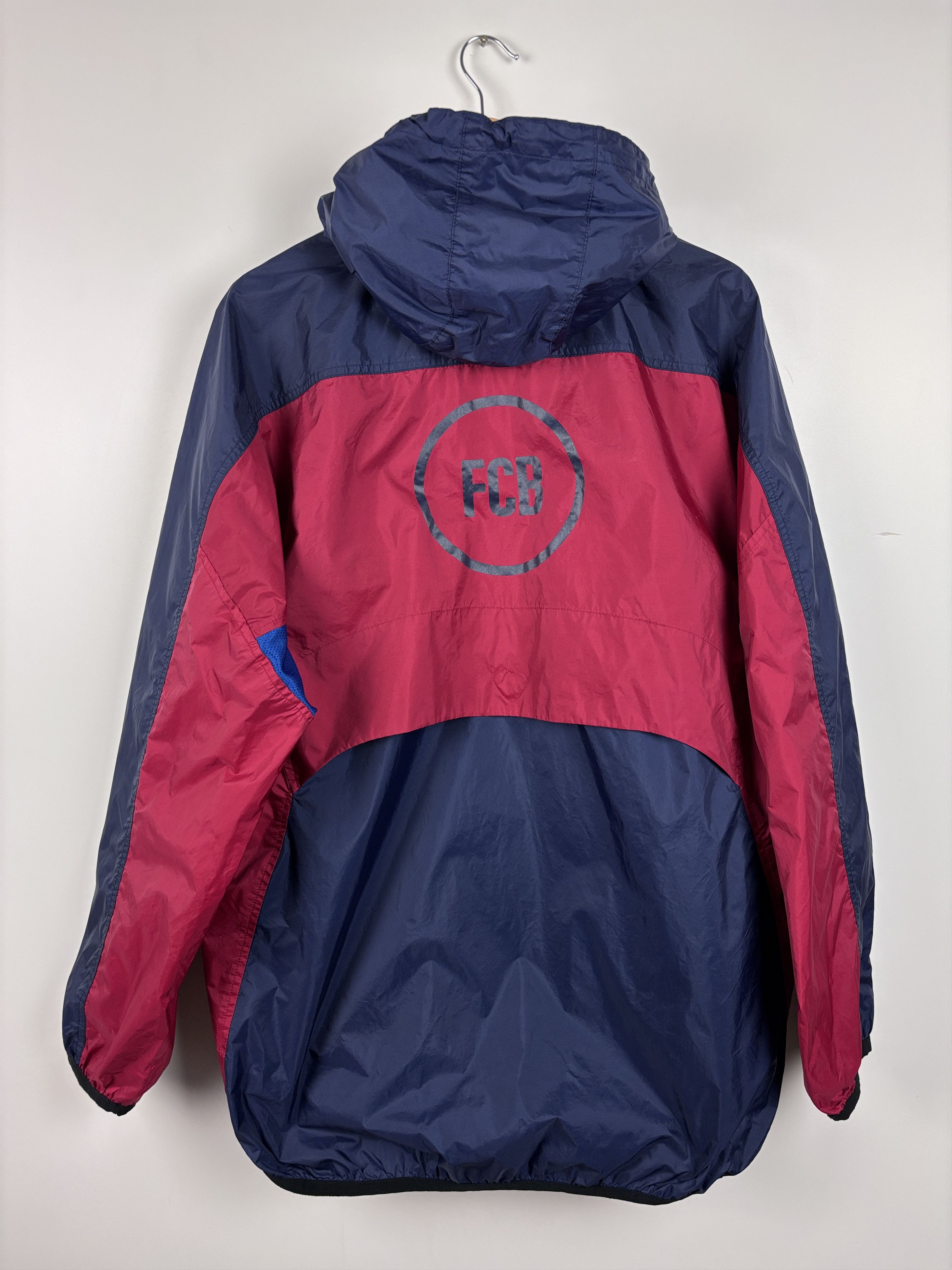 Nike × Vintage Vintage 00s Nike Team FC Barcelona Light Jacket Windbreaker Size US XL / EU 56 / 4 - 4 Thumbnail