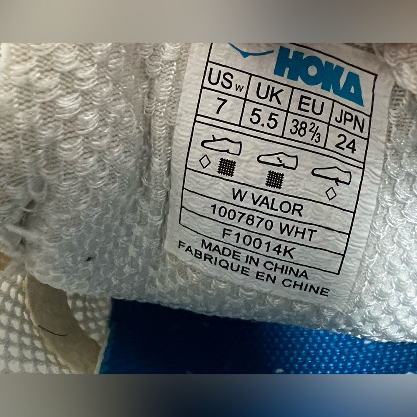 Hoka Women's Hoka One One Valor Size 7 Running Shoes White EUC Size US 7 / IT 37 - 8 Thumbnail