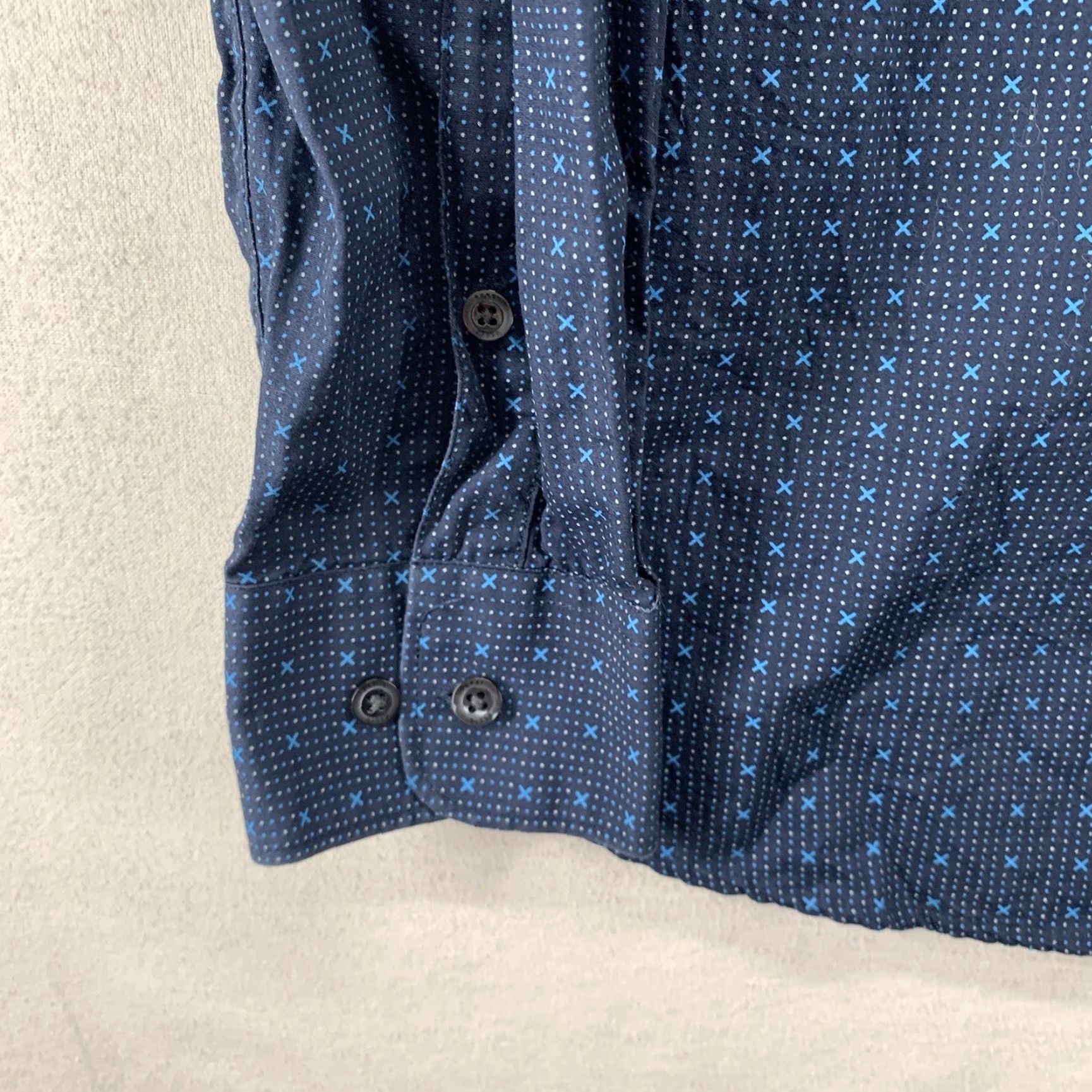 Perry Ellis Perry Ellis Men's Slim Fit Button Down Shirt 100% Cotton Dark Midnight Blue Geometric Pattern Size US M / EU 48-50 / 2 - 6 Thumbnail
