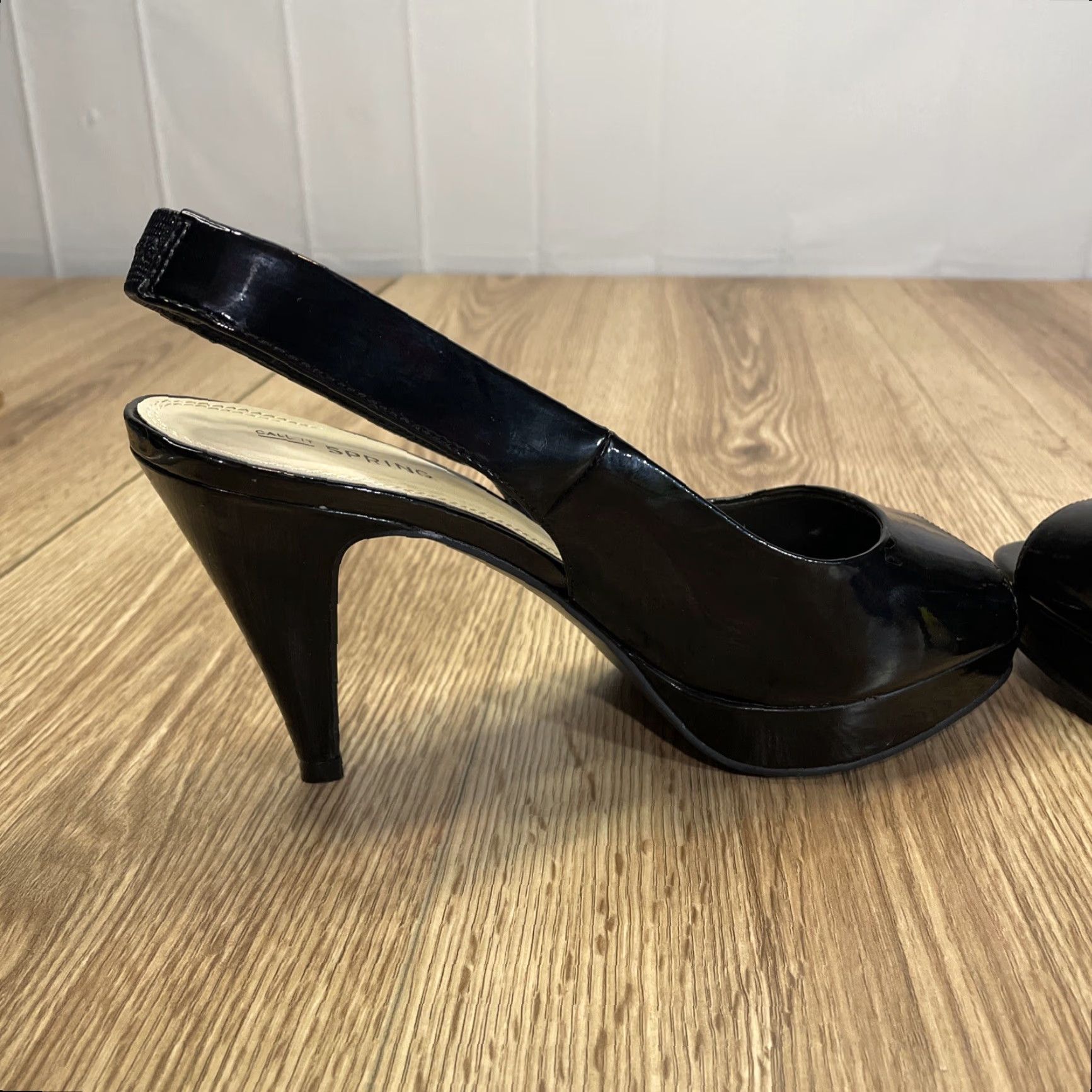Call It Spring VINTAGE Call It Spring Women's Heel Size 9 Black Open Toe Stiletto Strappy Synthetic Size ONE SIZE - 7 Thumbnail